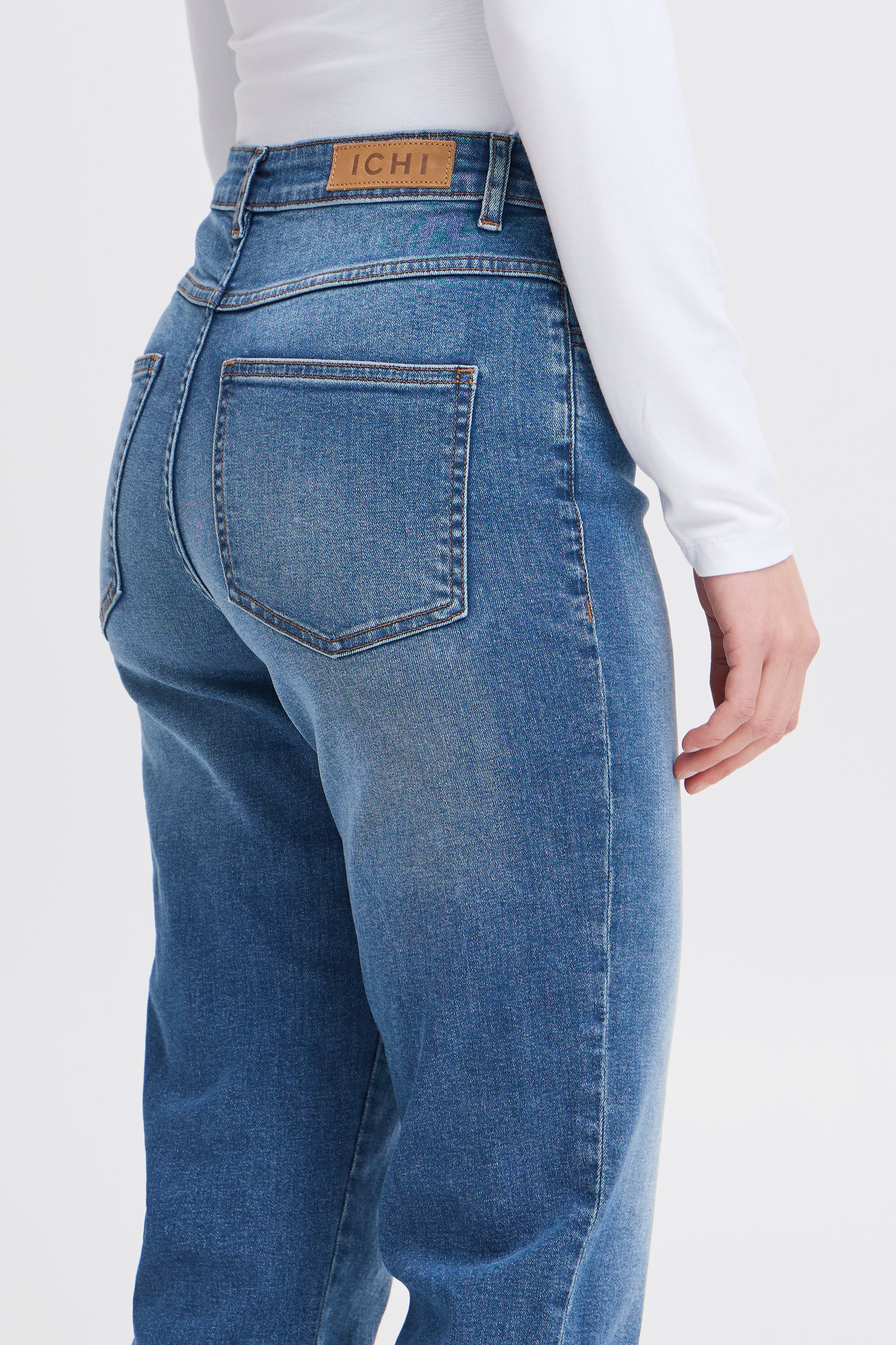 IHTWIGGY Caprihose LOOKBOOK DETAIL 20123148-200928