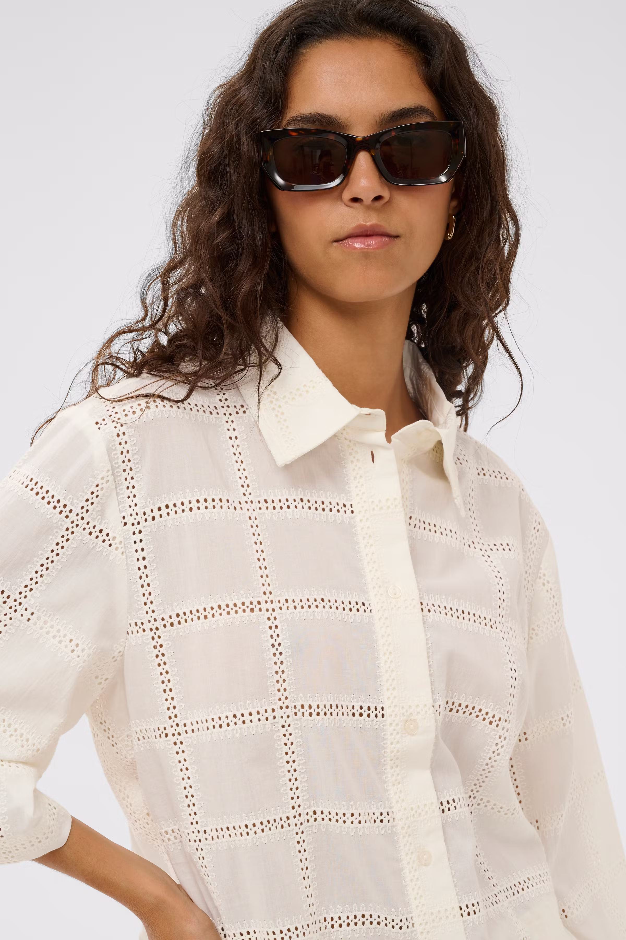 SLCarmelita Shirt LOOKBOOK DETAIL 30409185-111001