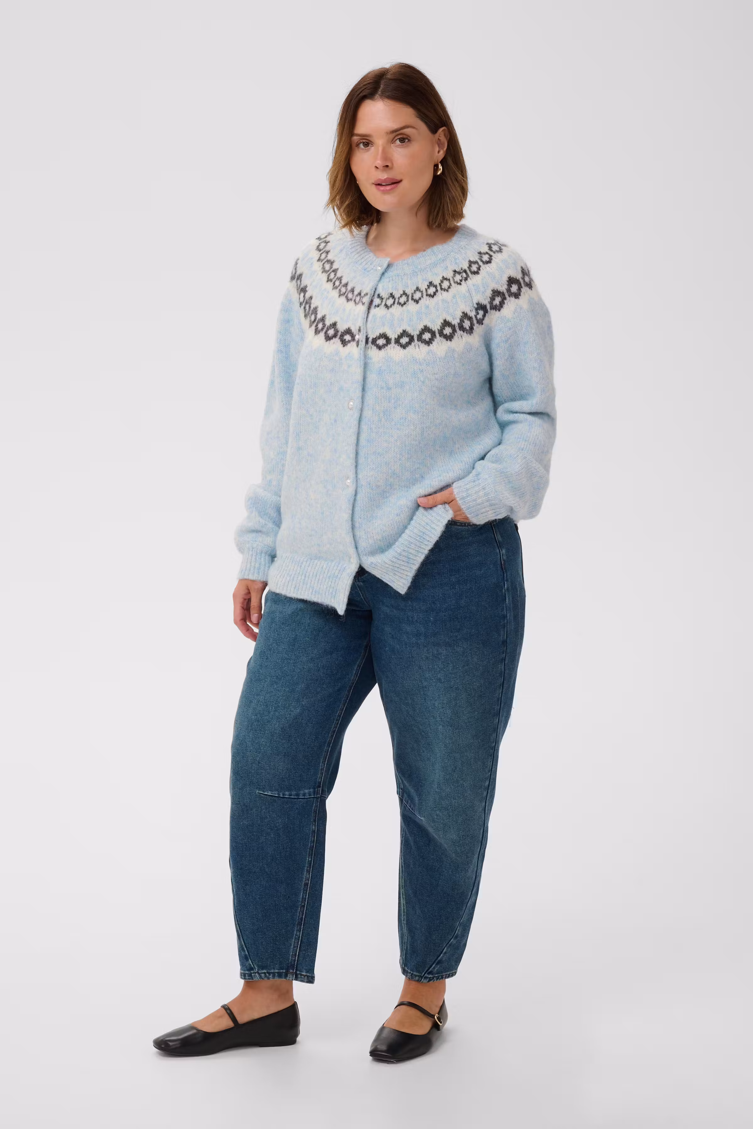 KCbettany Cardigan LOOKBOOK FRONT 10584429-110066
