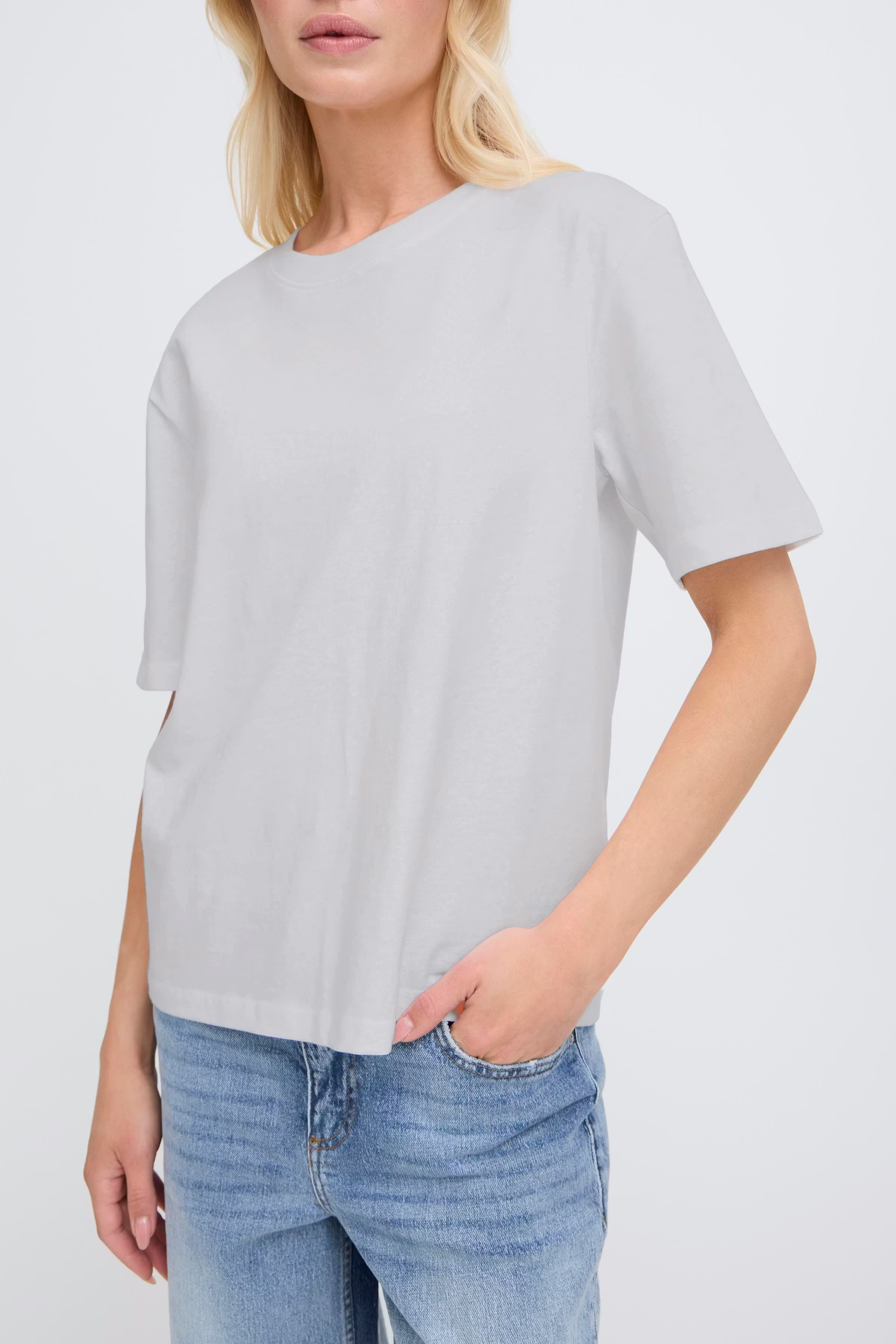 BYTROLLO T-shirt LOOKBOOK DETAIL 20814444-110601