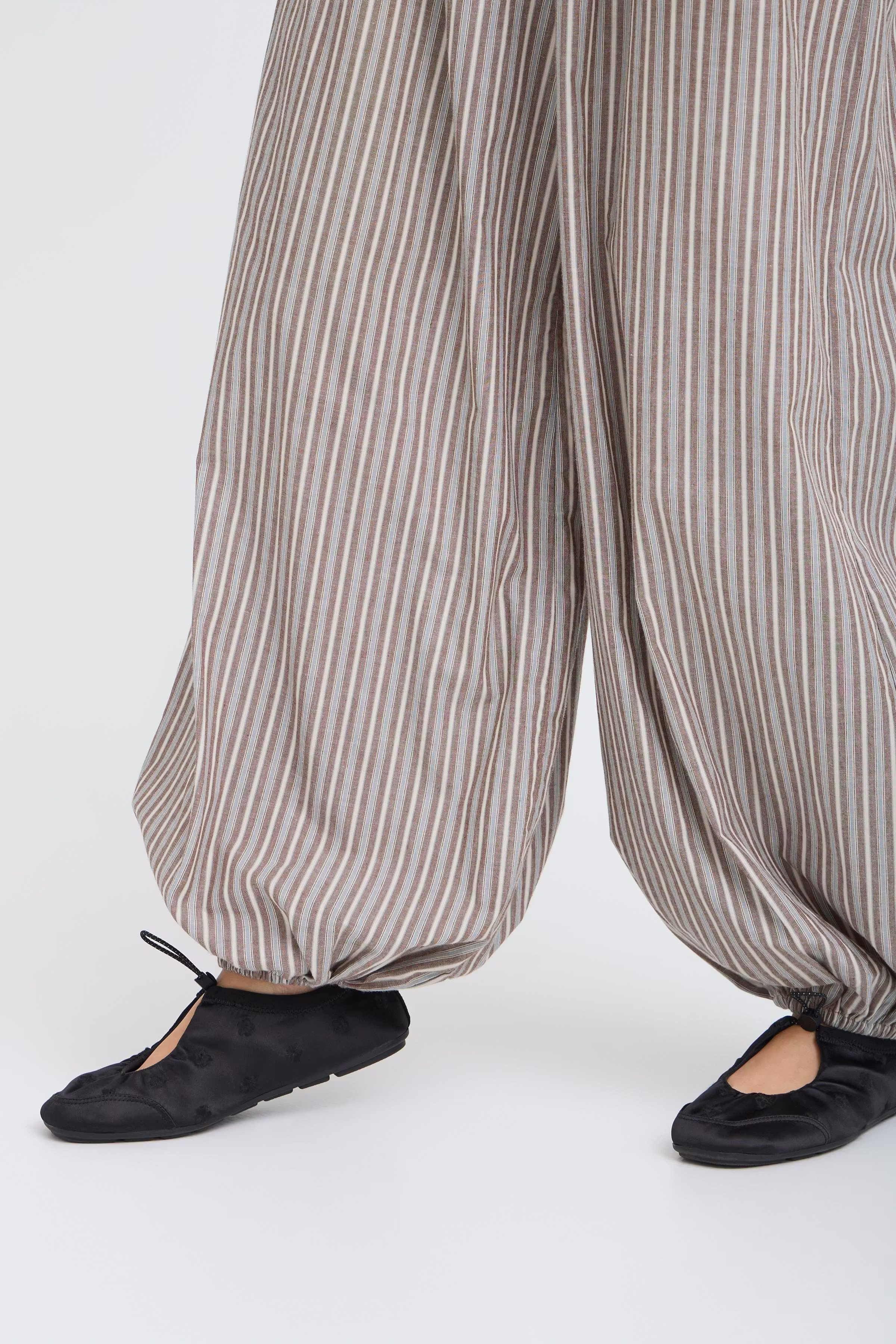 IHXMILLY Bukser LOOKBOOK DETAIL 20123991-205754