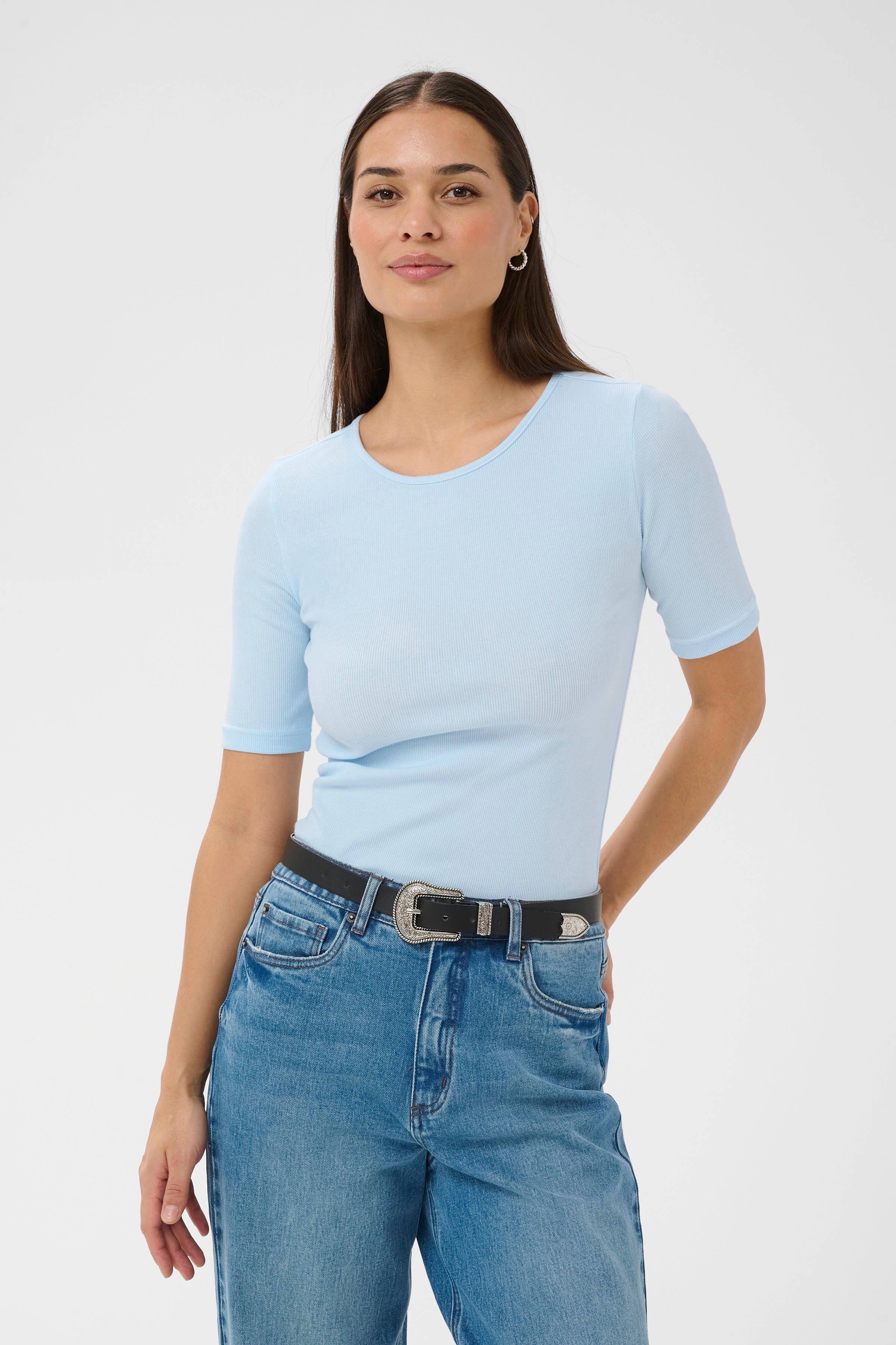 KAcarna T-shirt LOOKBOOK FRONT 10508766-144005