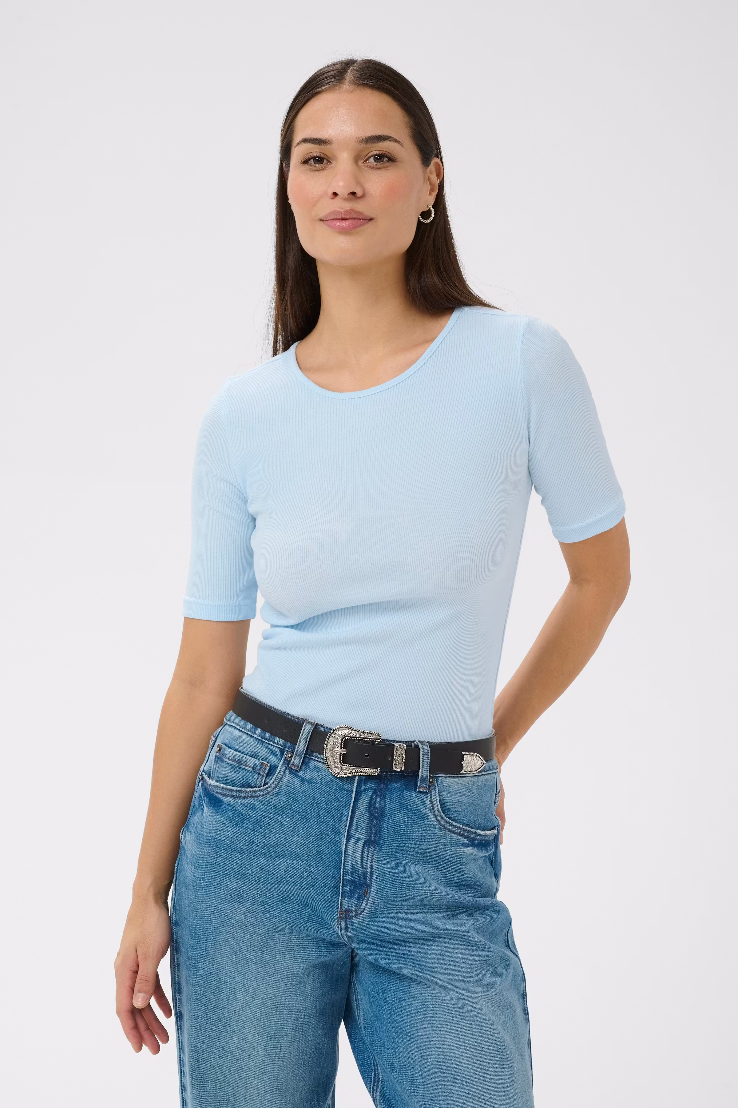 KAcarna T-shirt LOOKBOOK FRONT 10508766-144005