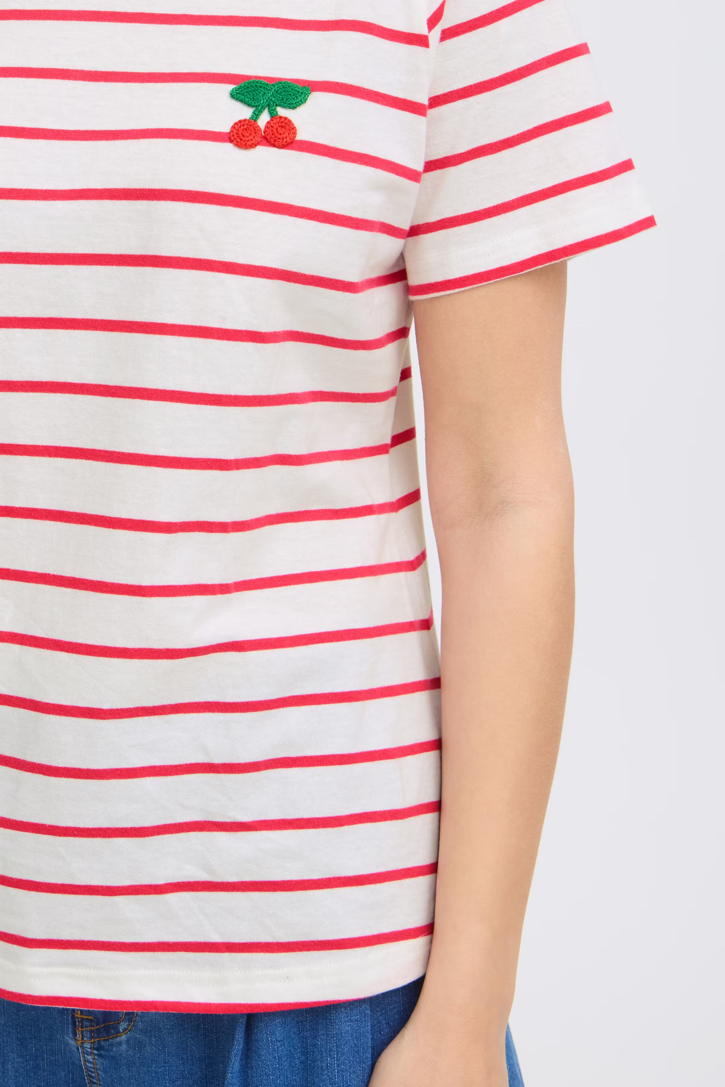 FRTIANA T-shirt LOOKBOOK DETAIL 20617765-900007745