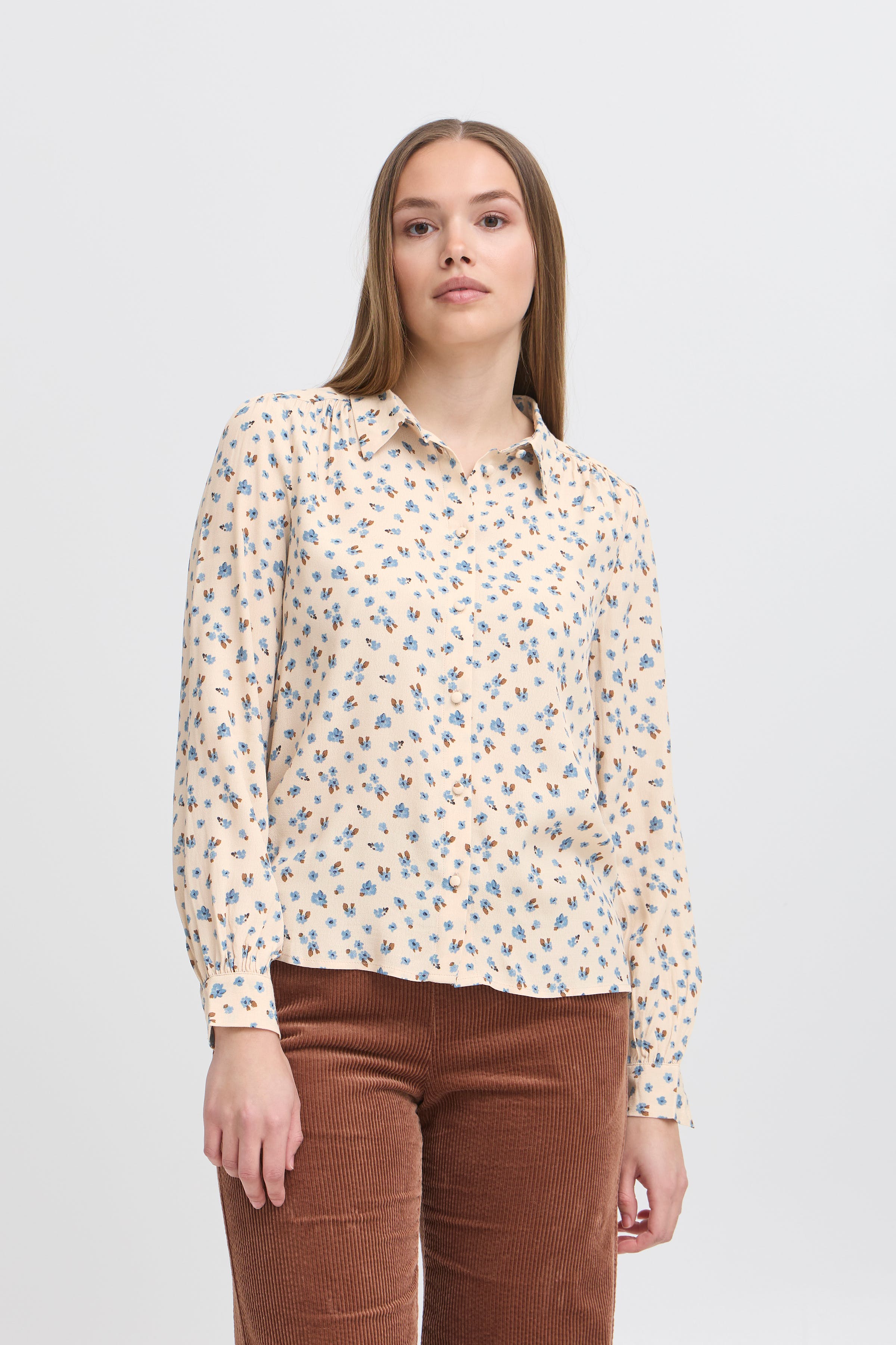 IRNOELLA Skjorte LOOKBOOK FRONT 20124019-900000031