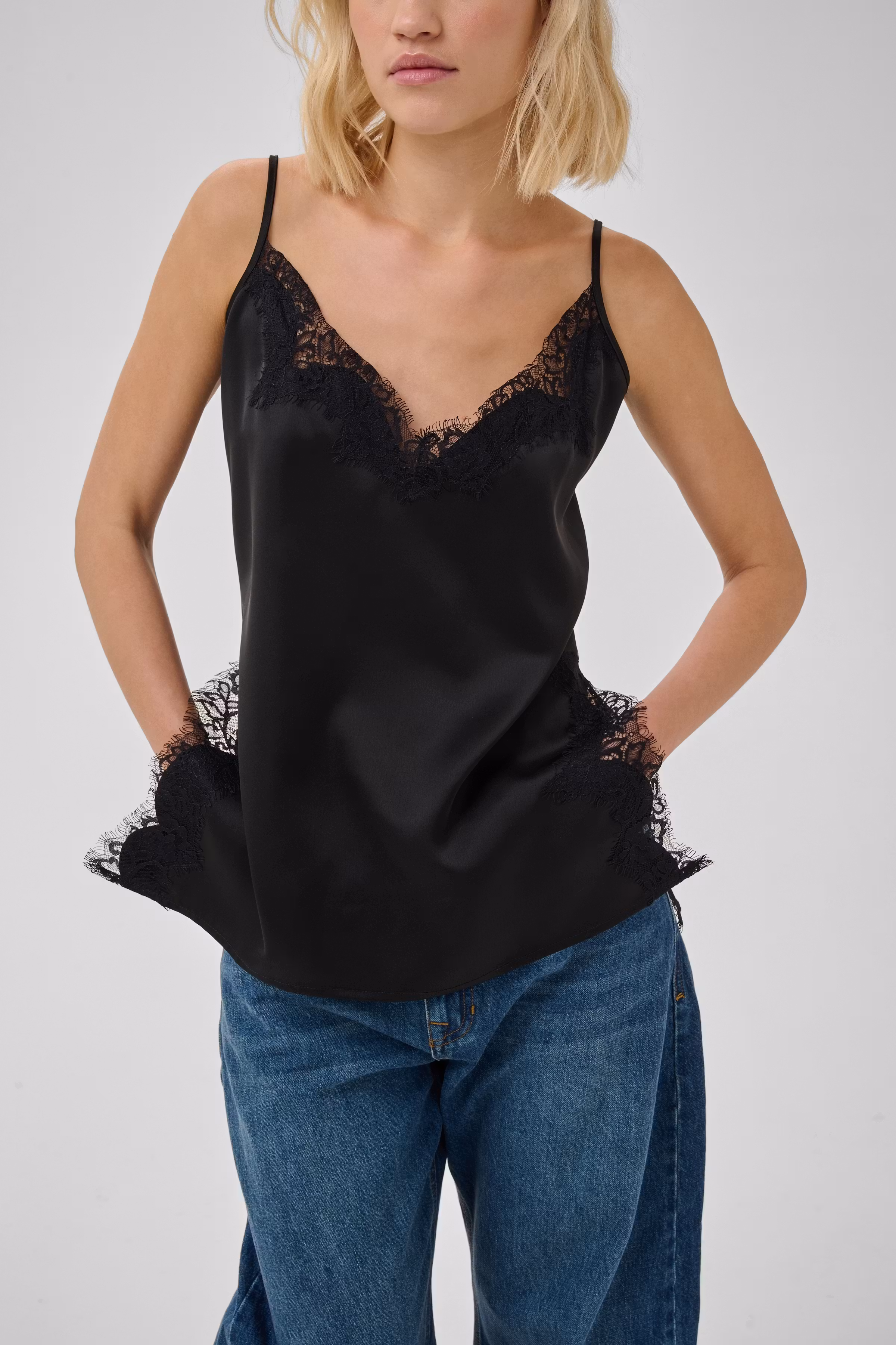 MWBrenda Top LOOKBOOK DETAIL 10705657-100031