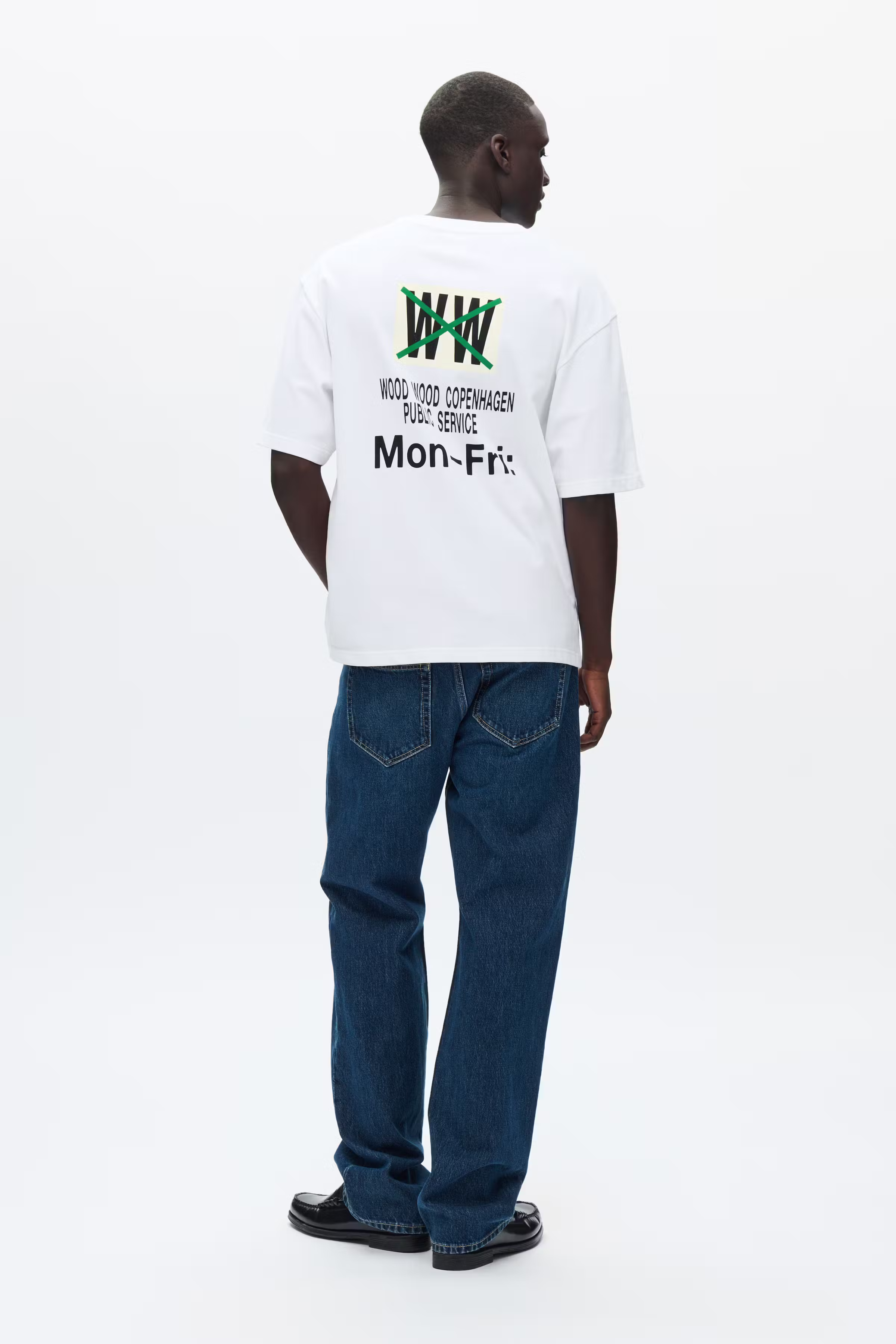 WWGary T-shirt mon-fri LOOKBOOK BACK 30252003-110601