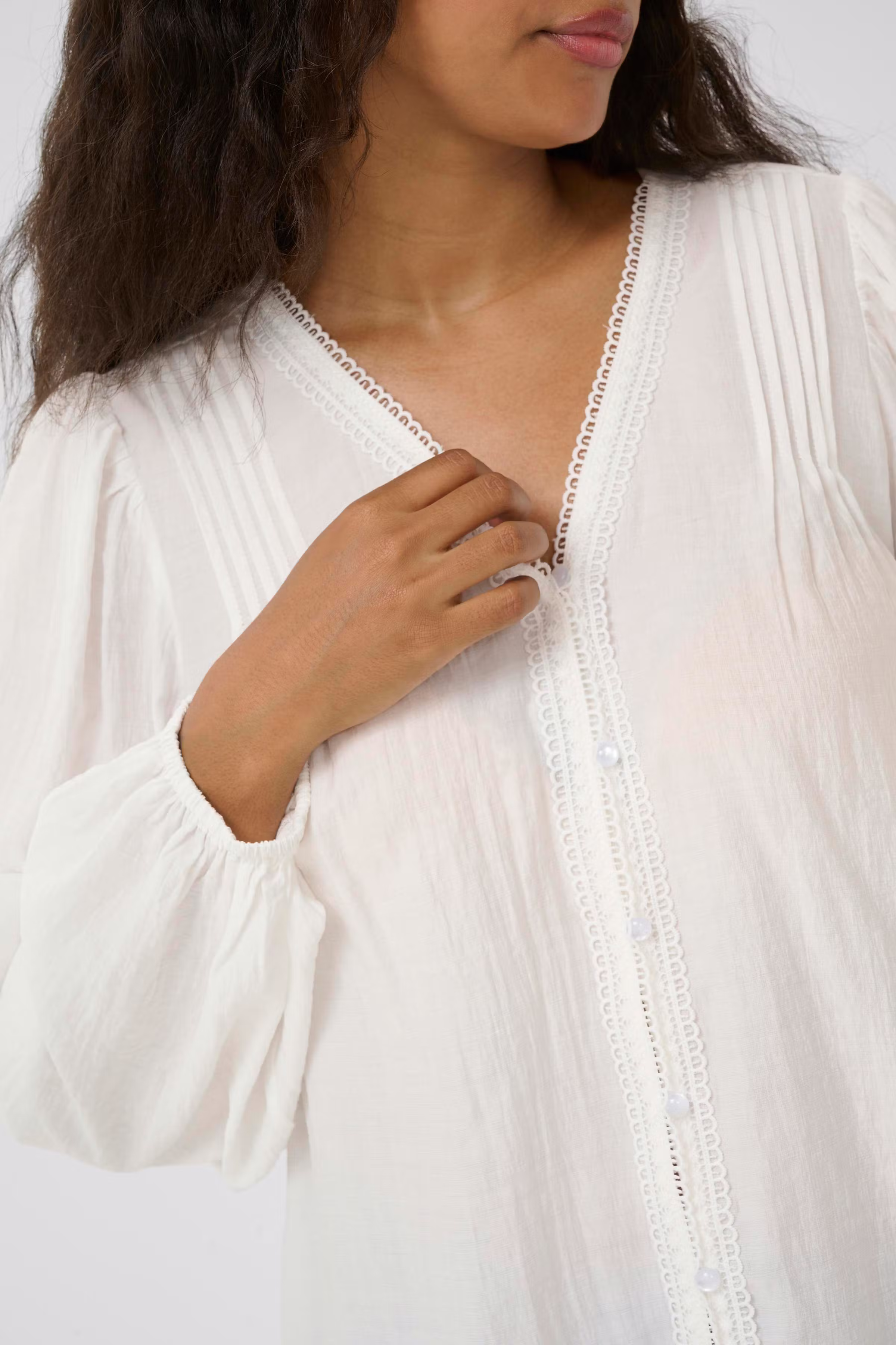 KCmirana Bluse LOOKBOOK DETAIL 10583615-110602