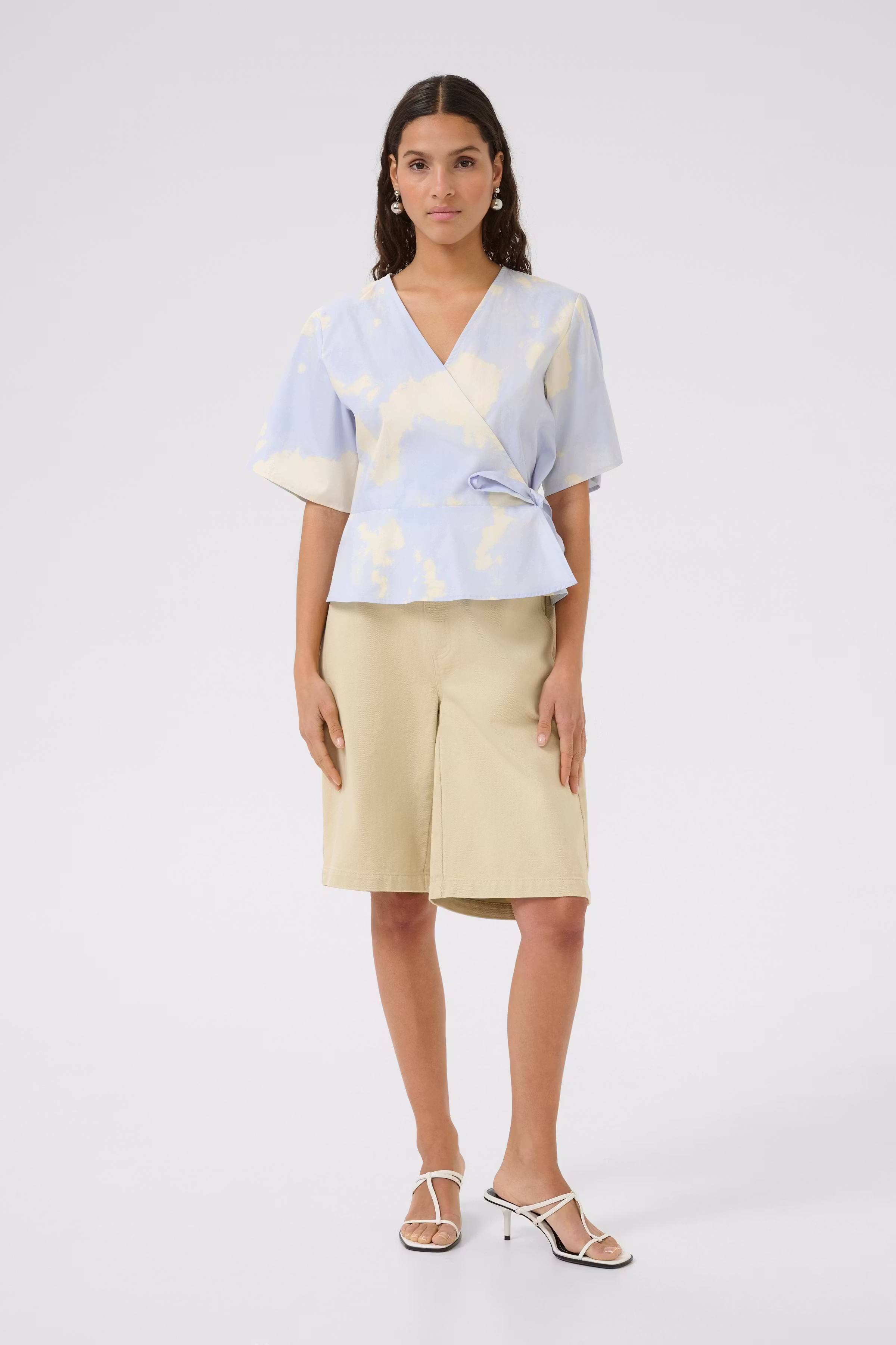 KBVanilla Bluse LOOKBOOK FRONT 10105490-107574