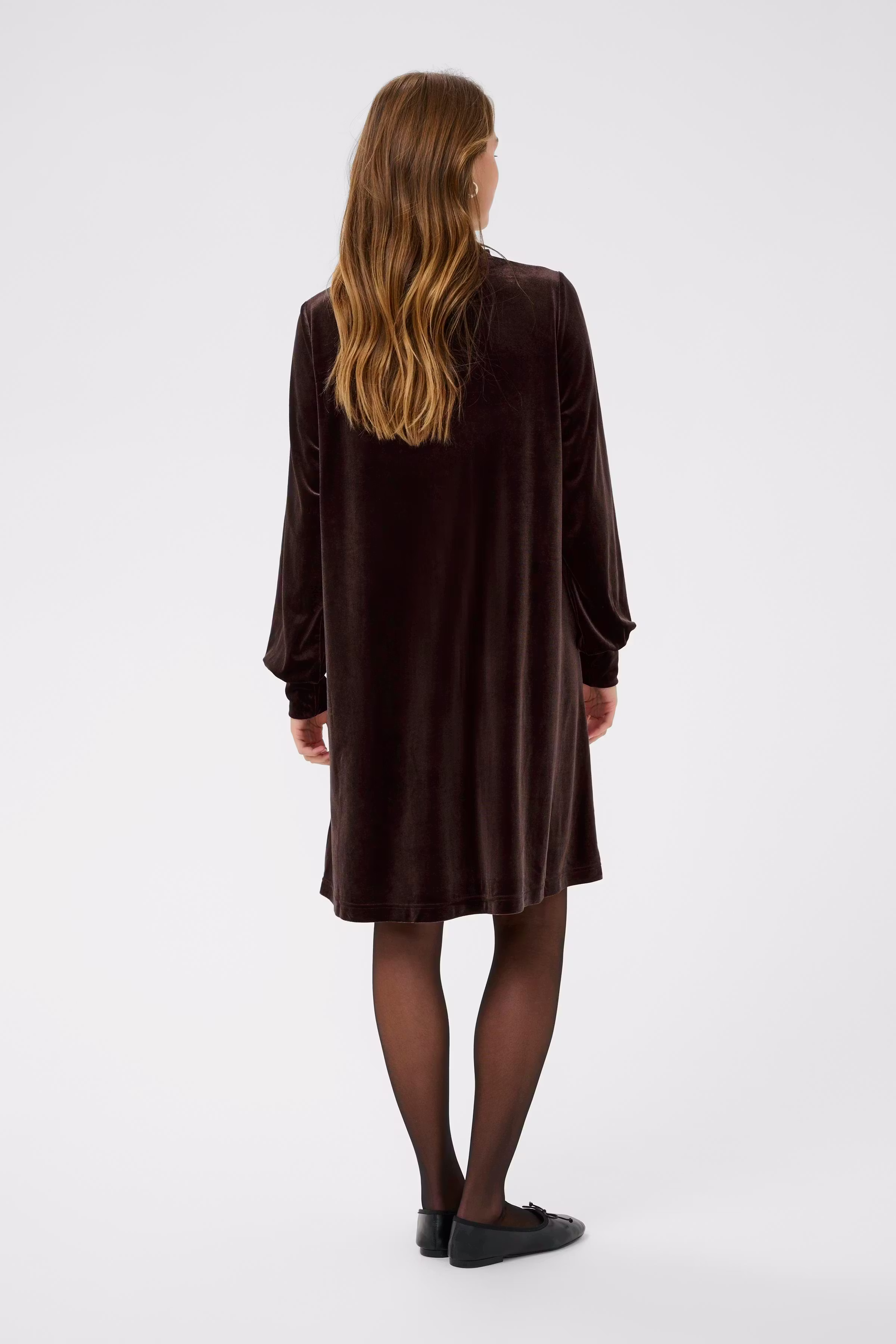 KAkelly Kjole LOOKBOOK BACK 10511021-191111