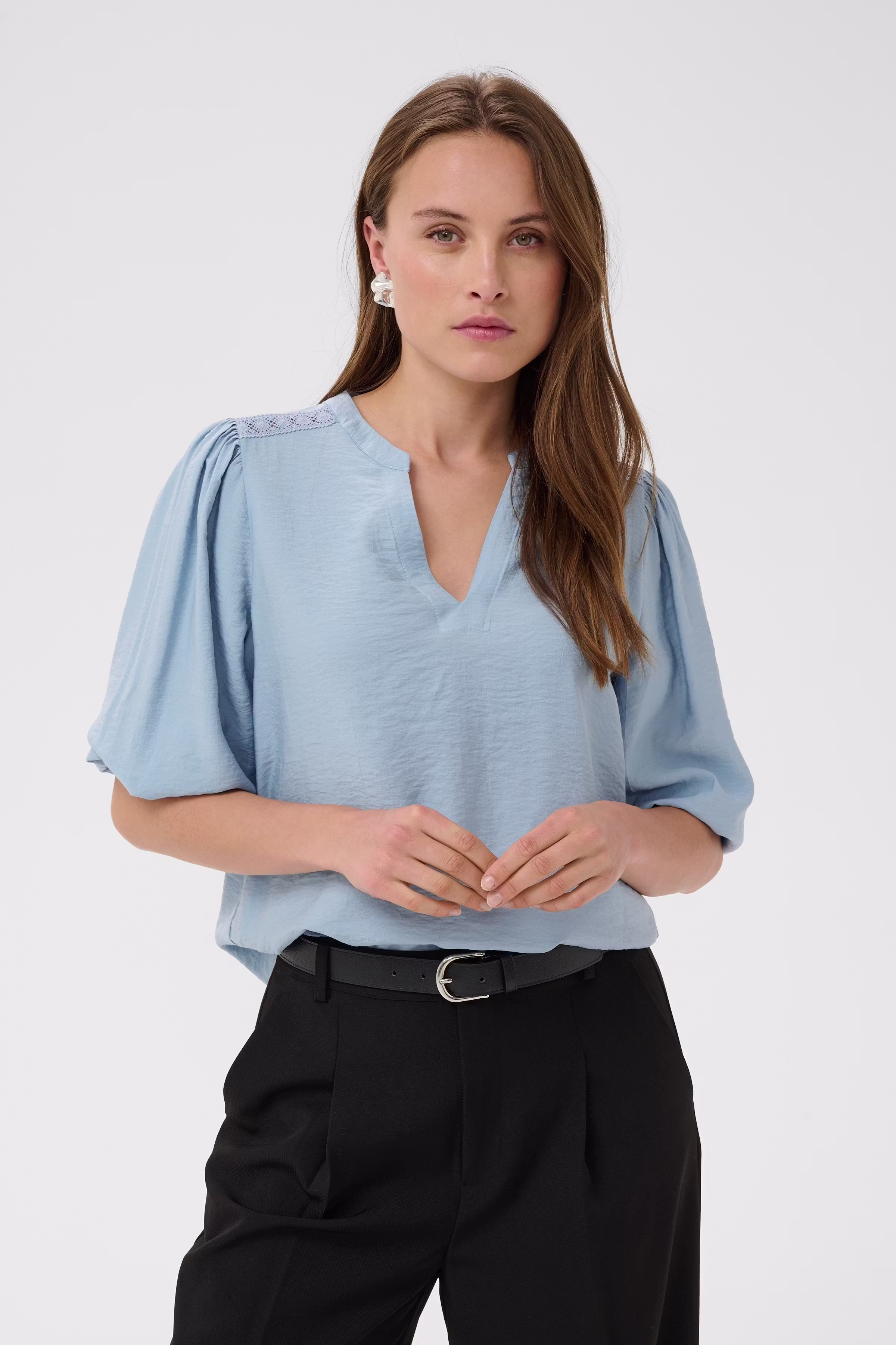 KAalberta Bluse LOOKBOOK FRONT 10511905-154008