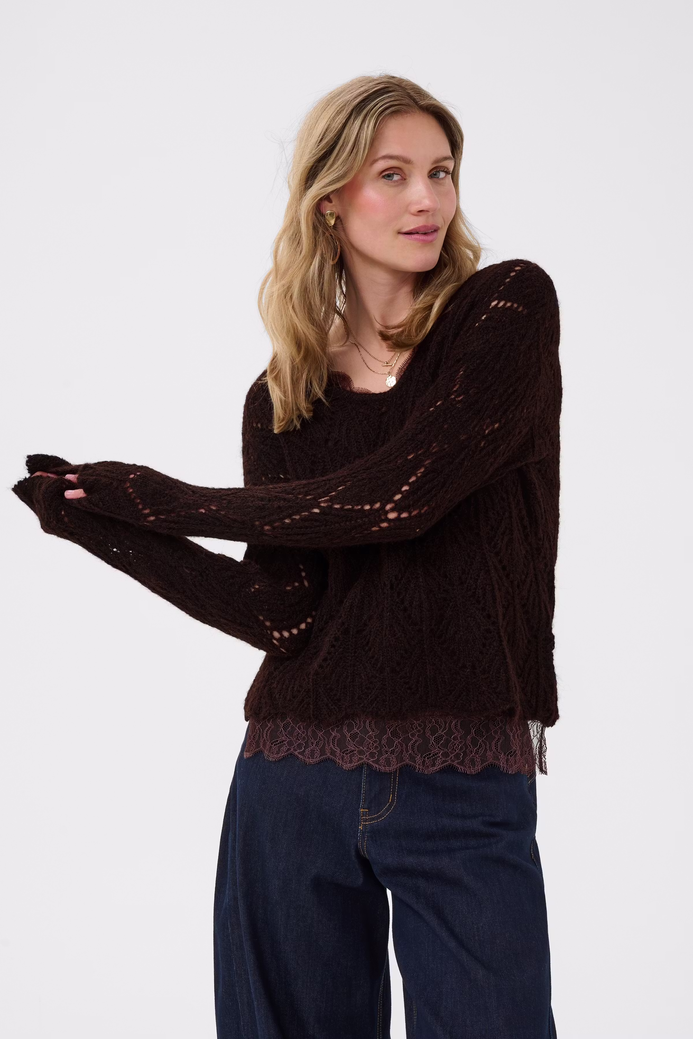 CRNiso Pullover LOOKBOOK FRONT 10615324-191016