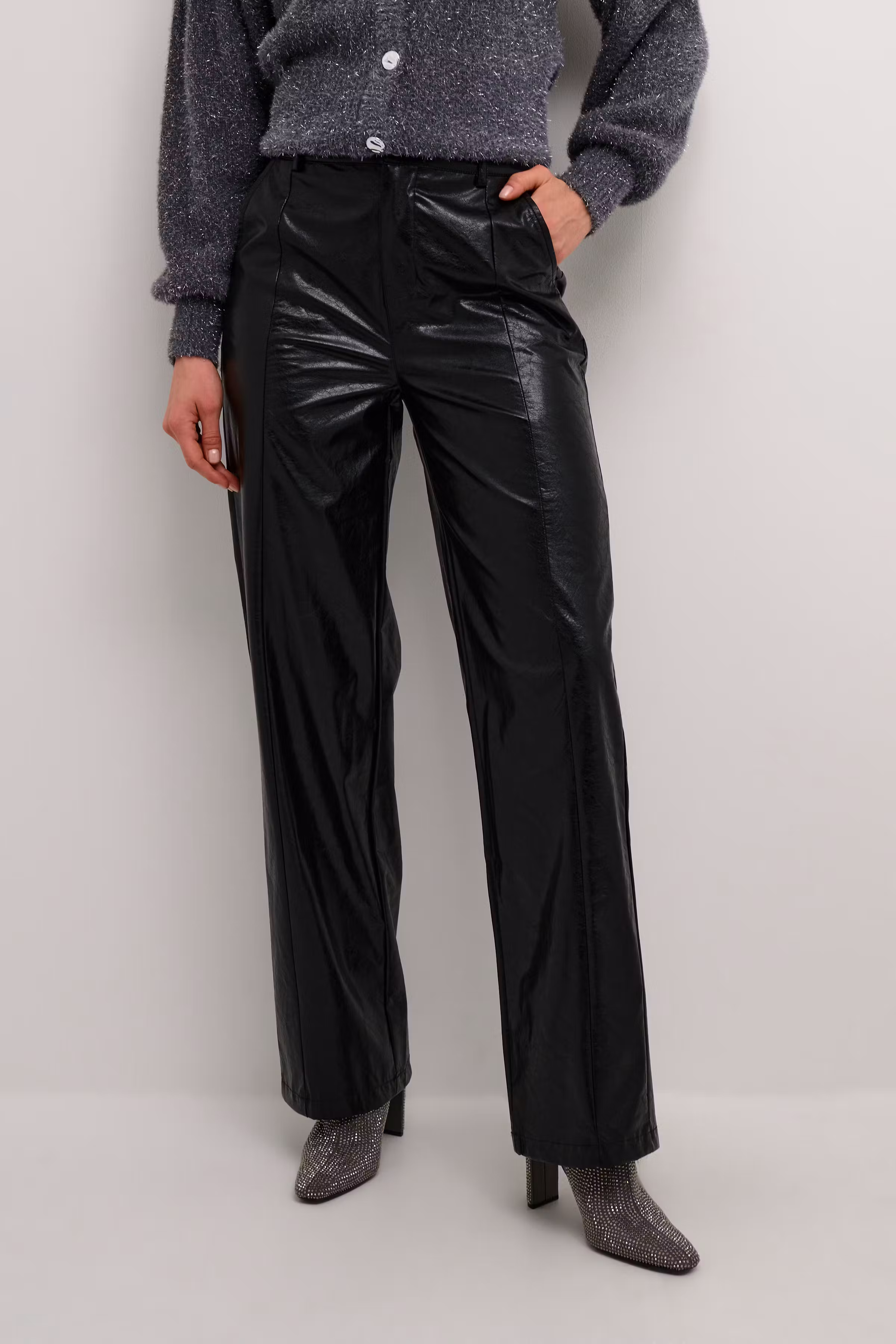 CRCandi Trousers LOOKBOOK FRONT 10612990-100120