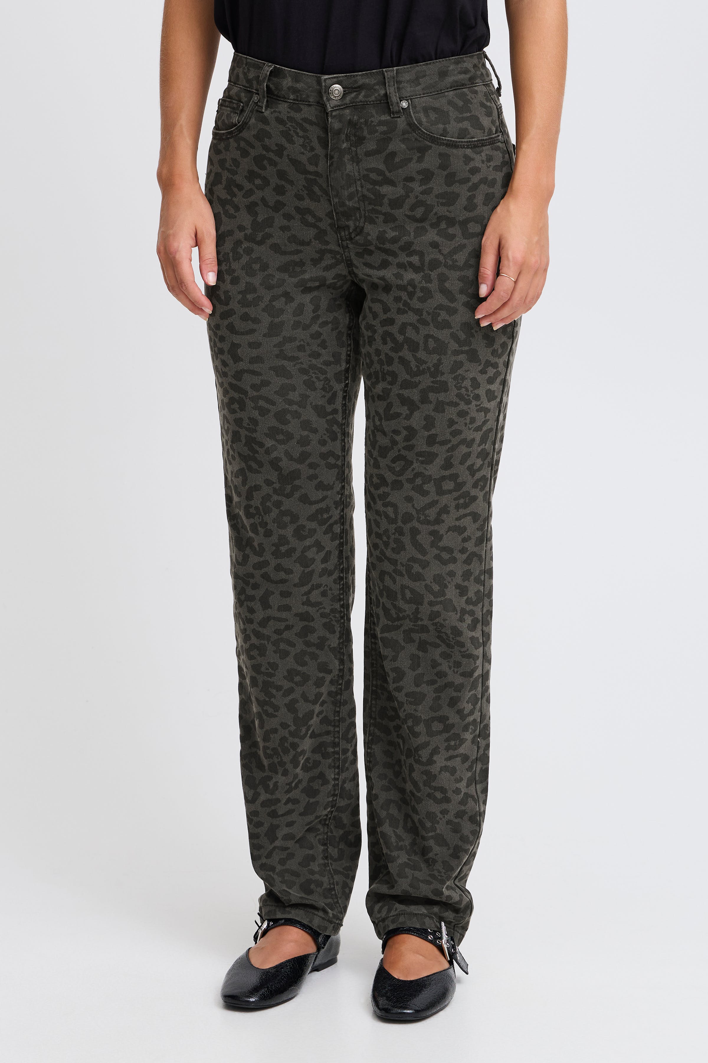 PXJANNAH UHW Jeans Straight Leg LOOKBOOK FRONT 50208788-205027