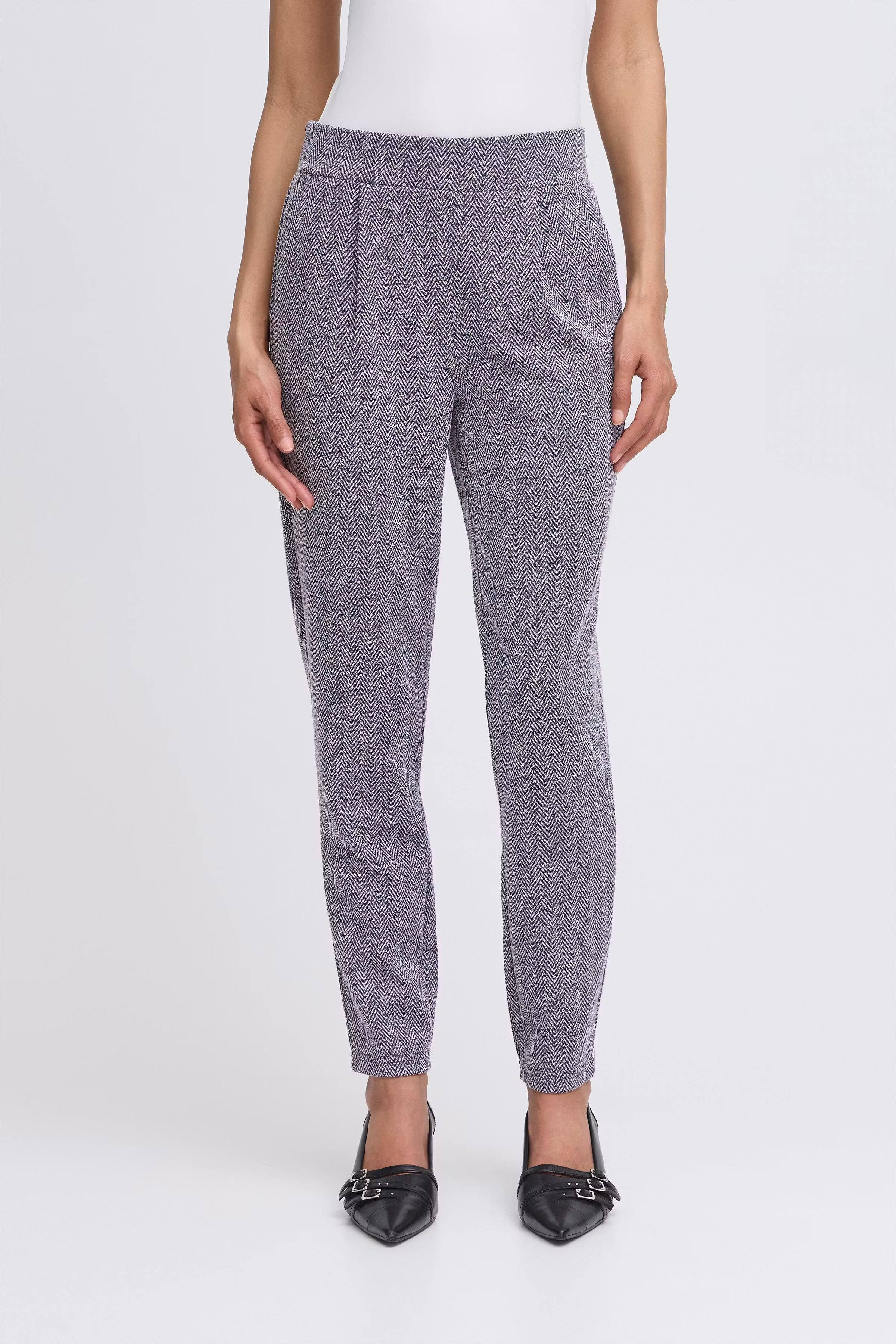 IHKATE JACQUARD Trousers LOOKBOOK FRONT 20121601-900000478