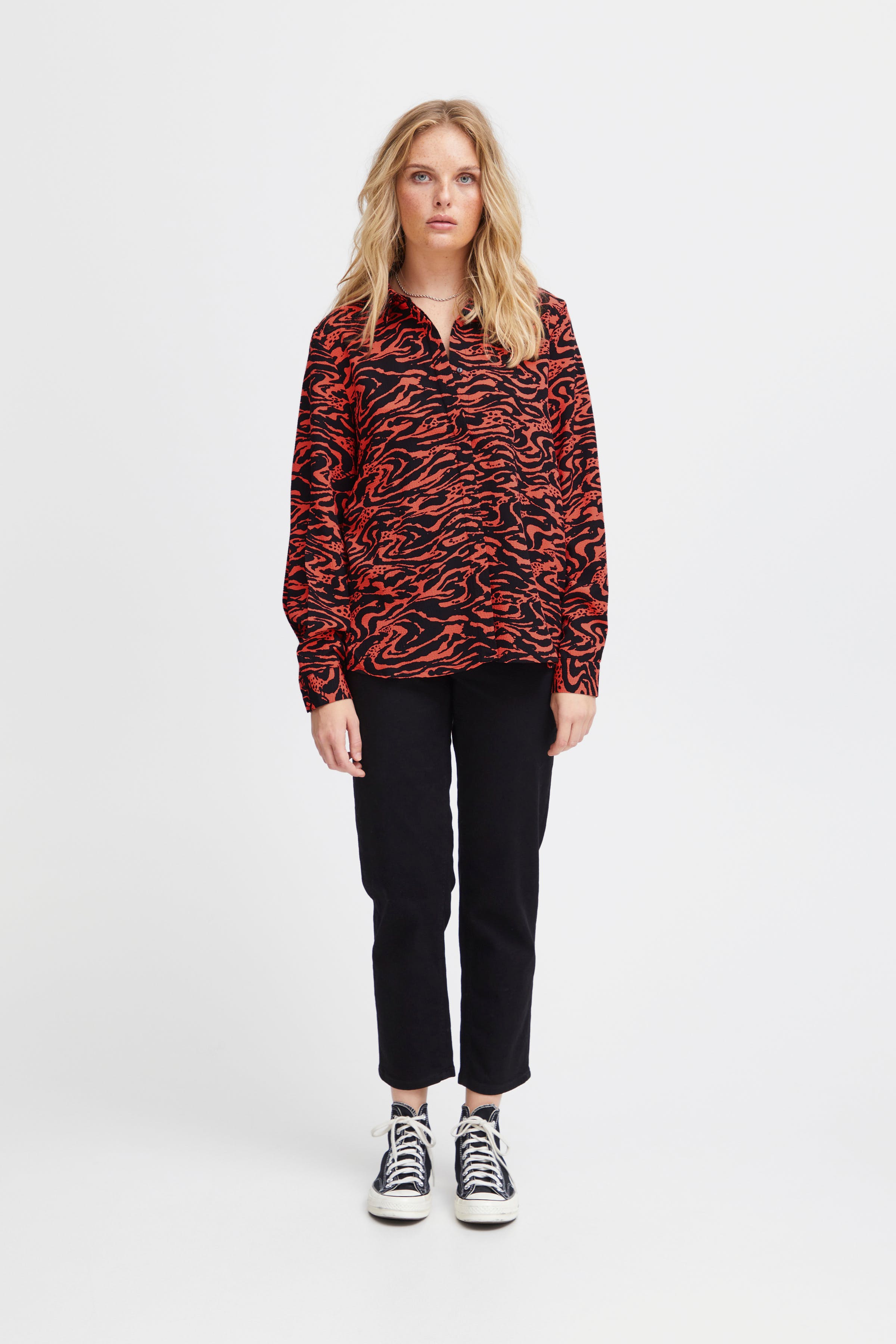 IHFANORA Shirt LOOKBOOK FRONT 20120425-202701