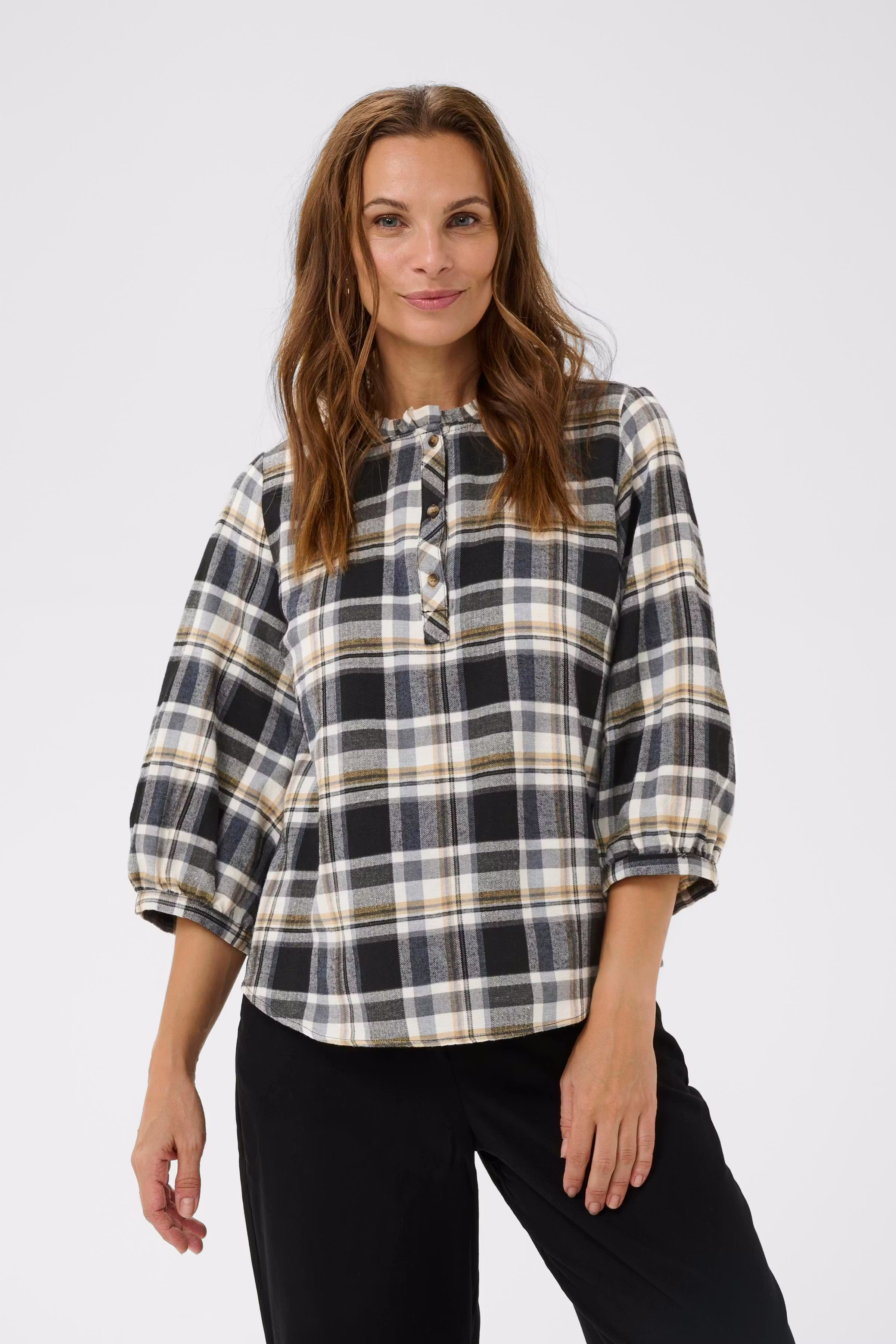 BPditte Blouse LOOKBOOK FRONT 40200087-108994