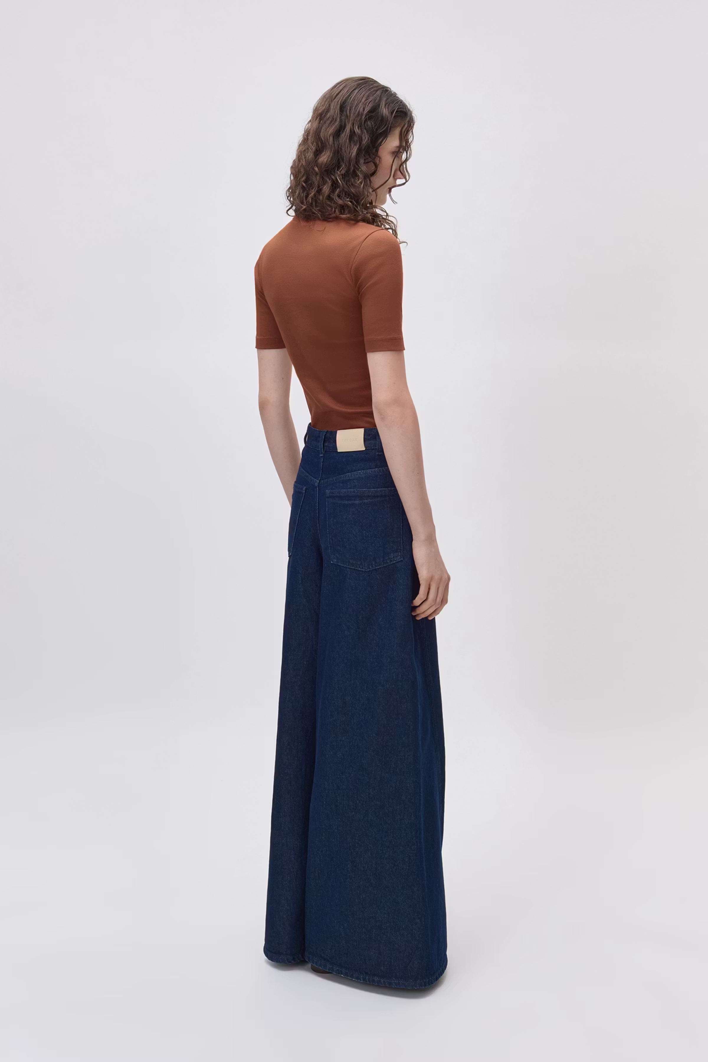 IOKRISTIN Top LOOKBOOK BACK 30600546-BR208