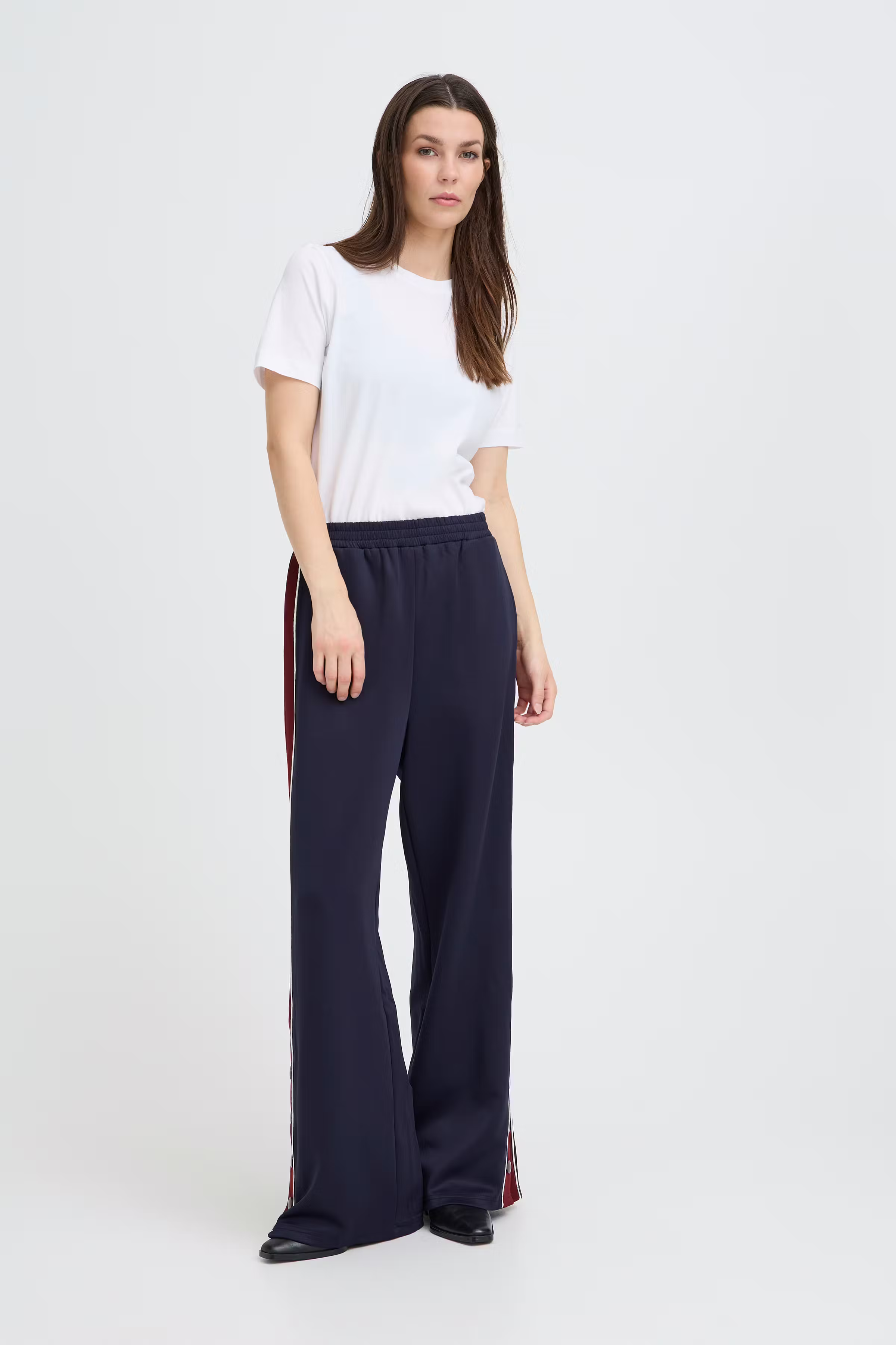 PZVICKY Trousers LOOKBOOK FRONT 50209250-194020