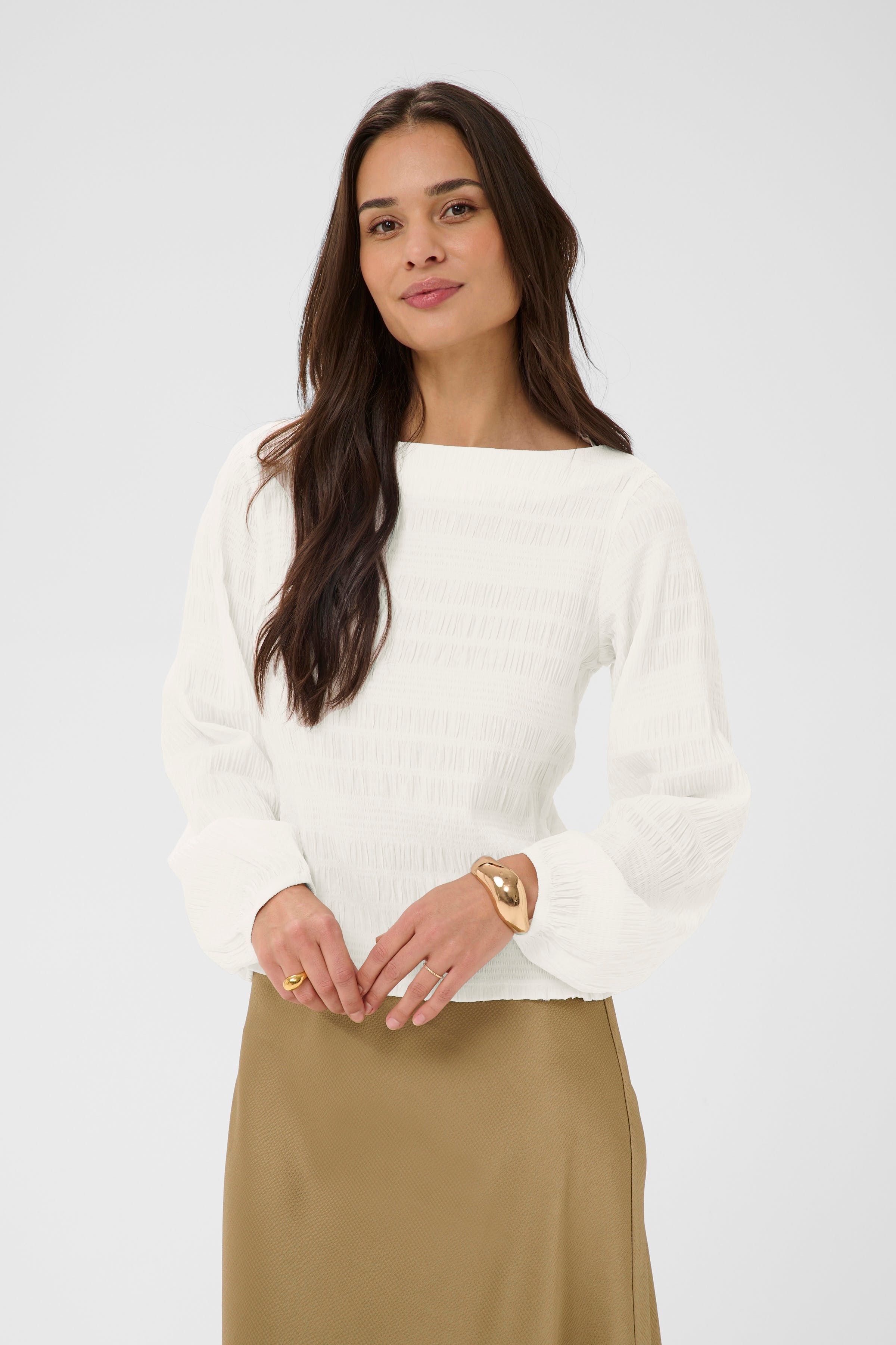 KAkourtney Blouse LOOKBOOK FRONT 10511265-110602