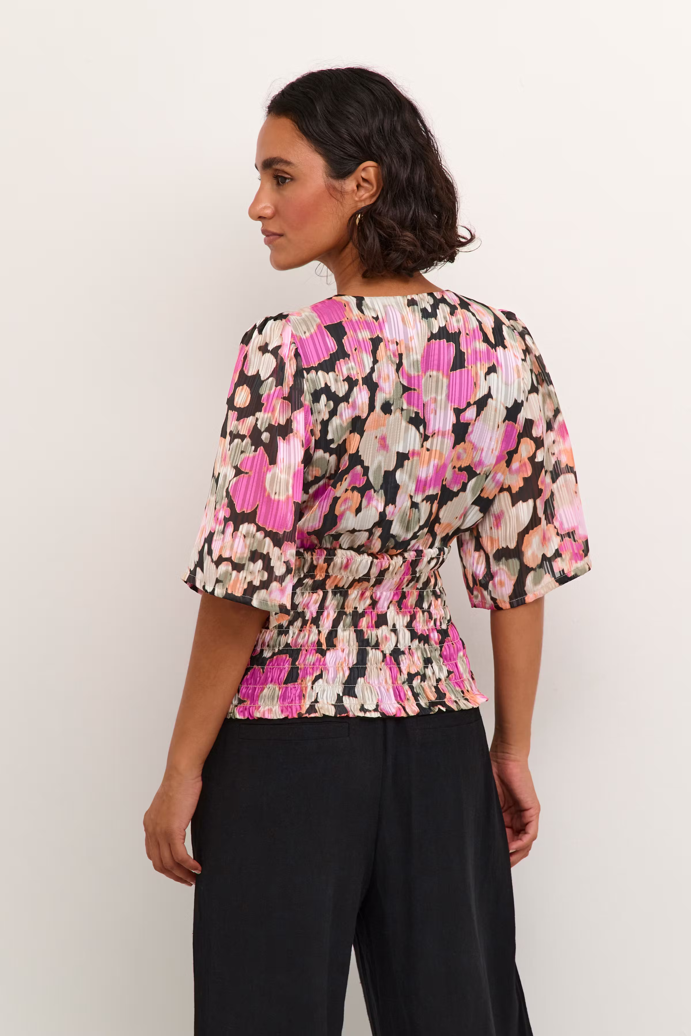 KAalina Top LOOKBOOK BACK 10508622-105741