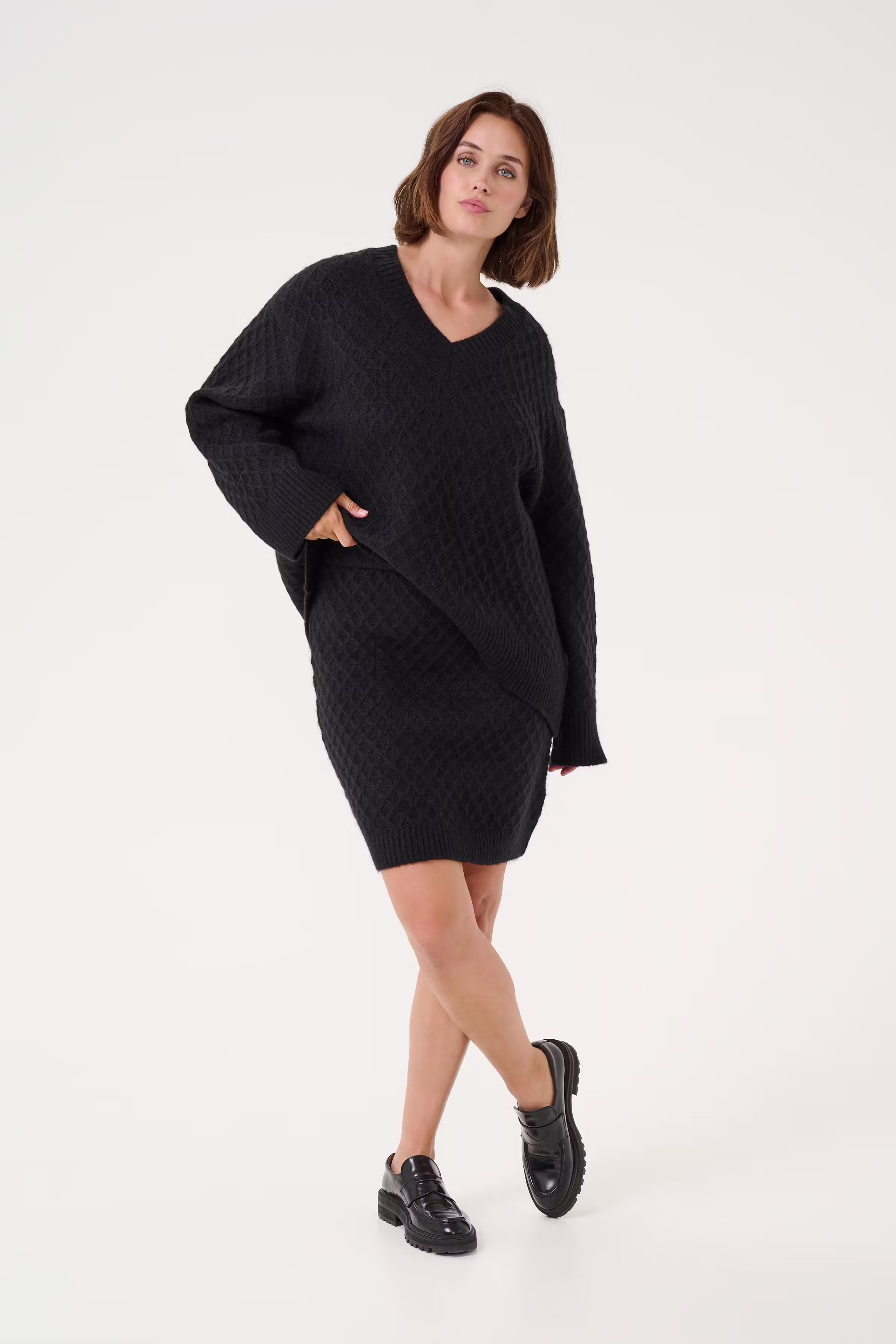 KAselma Skjørt LOOKBOOK FRONT 10509078-100121