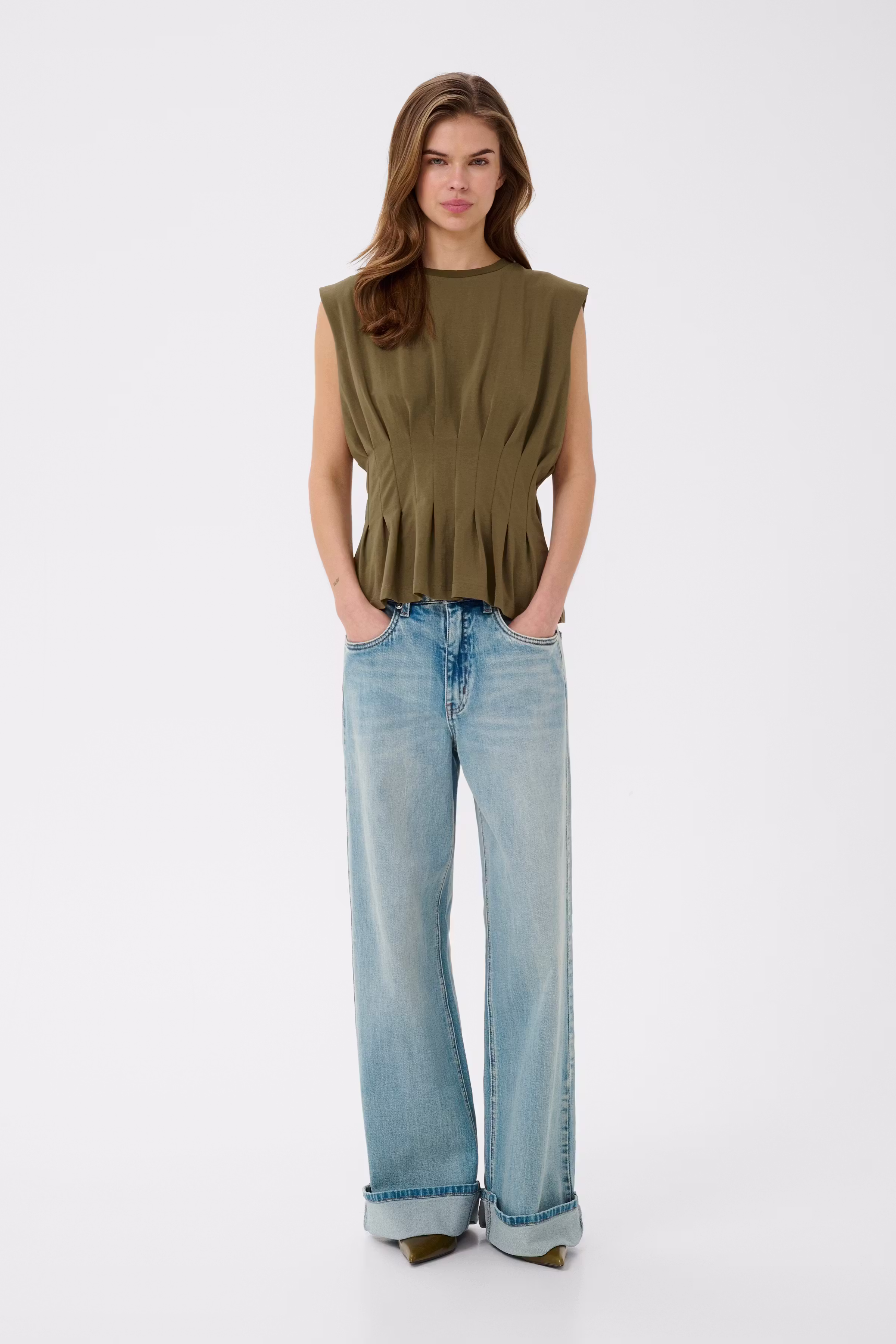 GZinez Top LOOKBOOK FRONT 10911382-190622