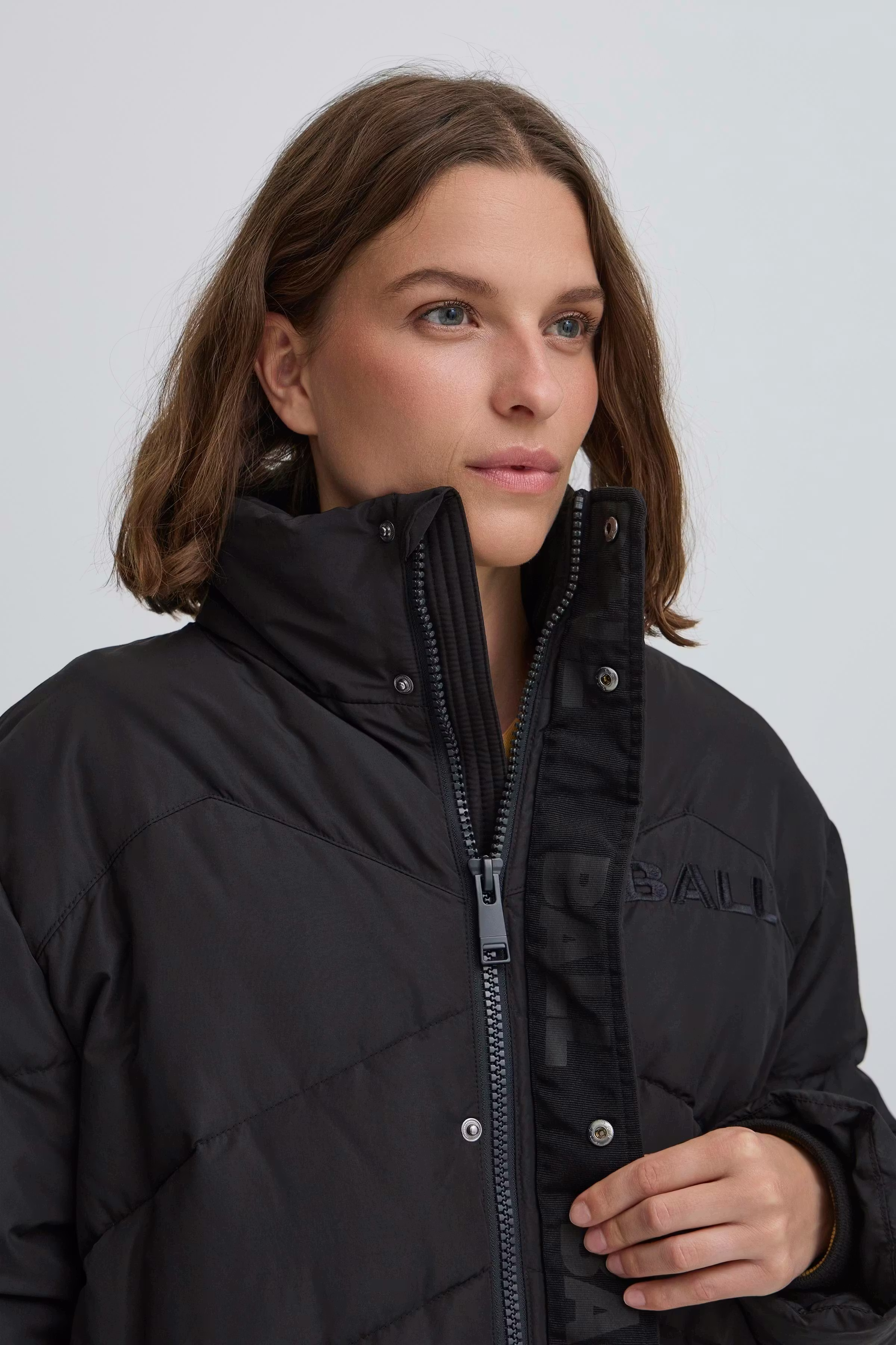 BACIAVATTA Oberbekleidung LOOKBOOK DETAIL 50405054-193911