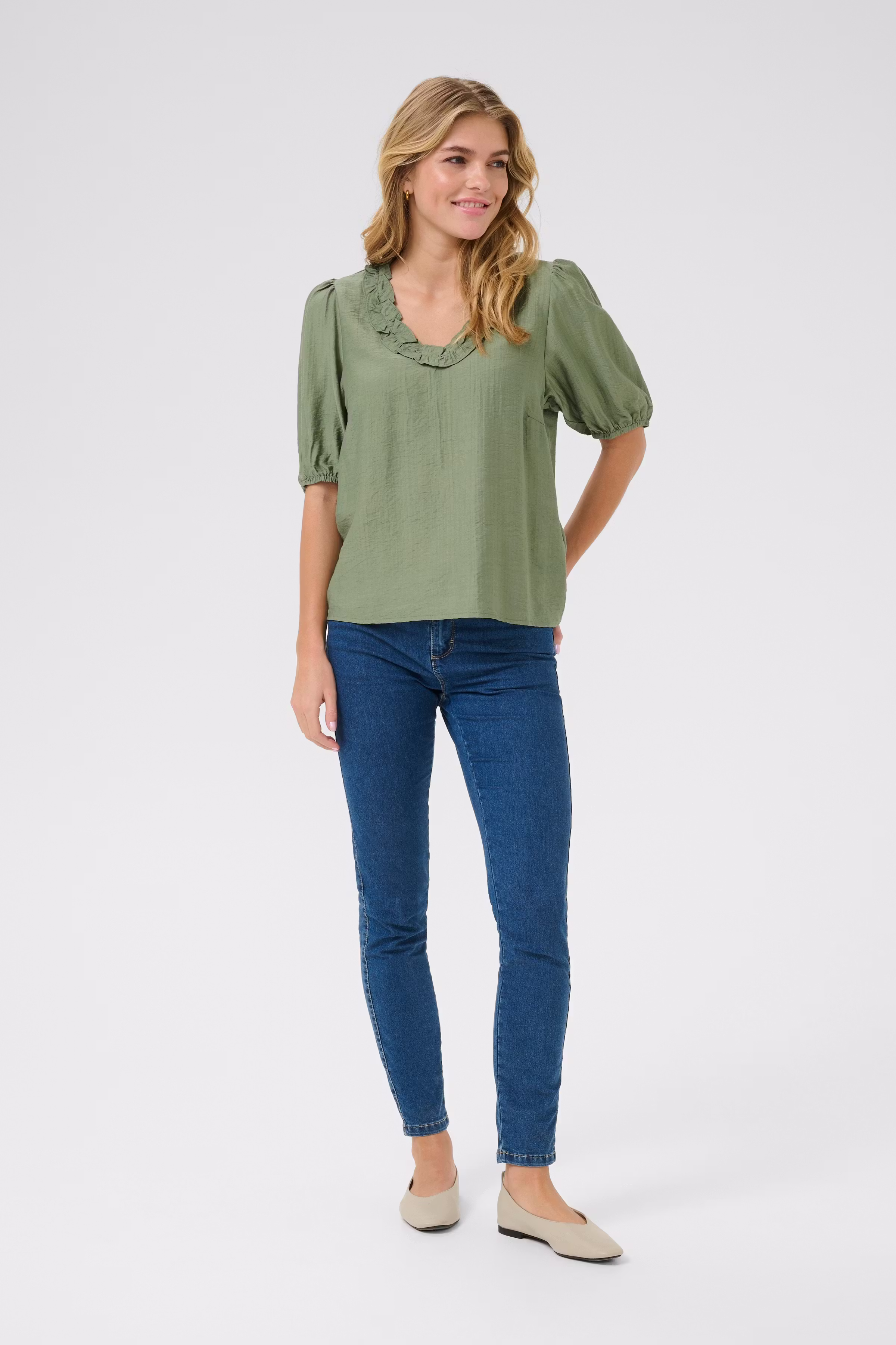 KAmariana Bluse LOOKBOOK FRONT 10510442-170115