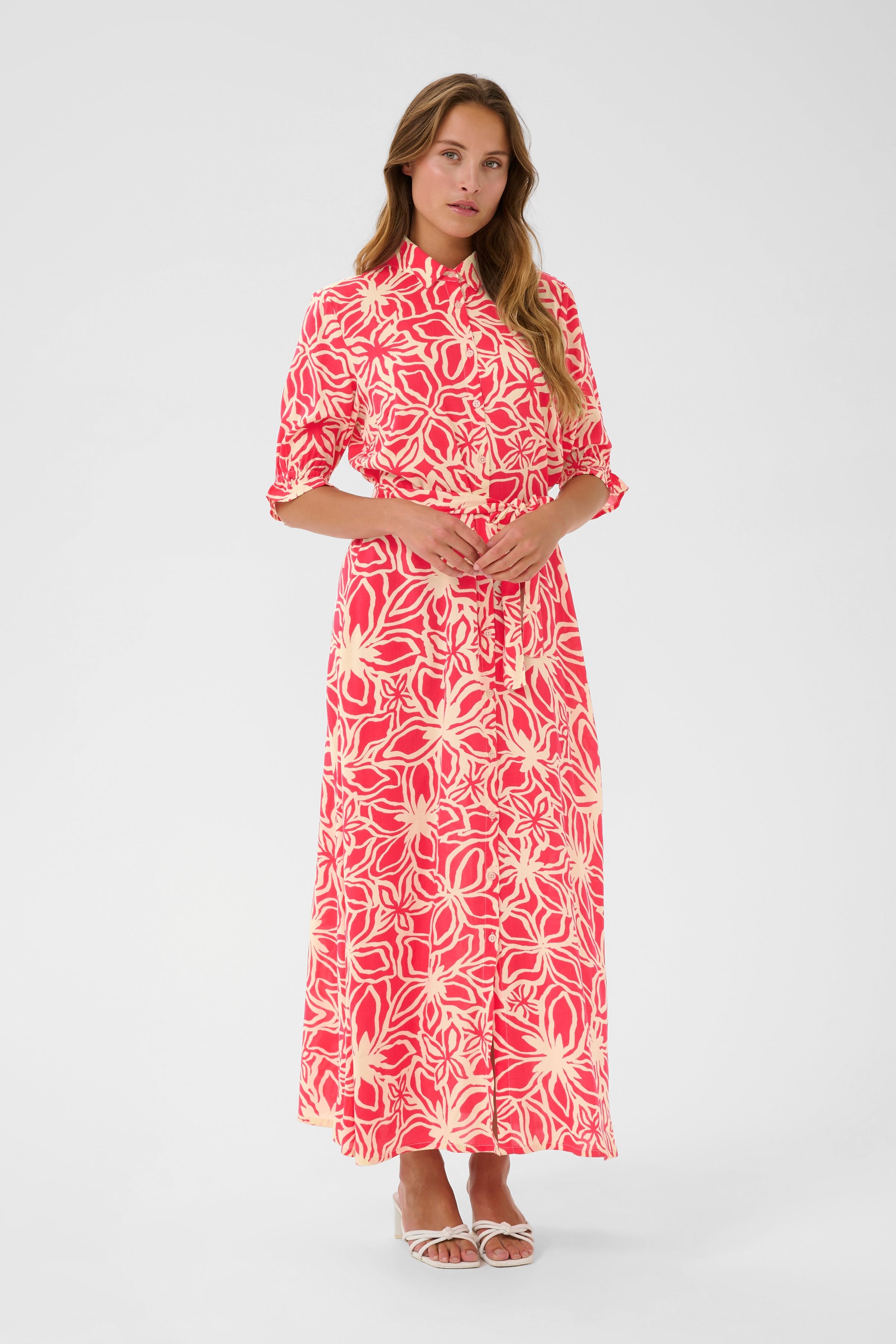 KAmira Klänning LOOKBOOK FRONT 10509807-107771