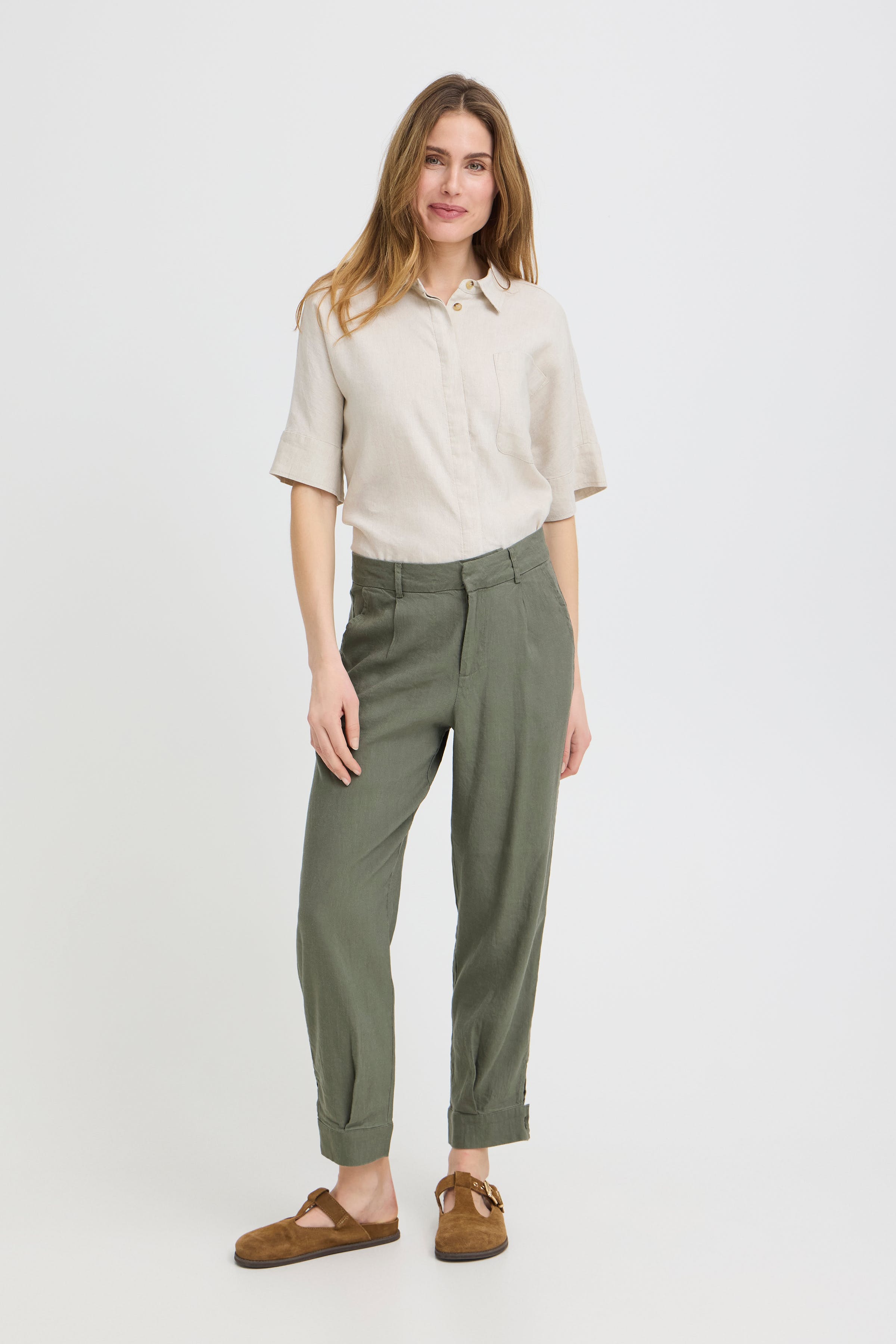 PZLUCA Hose LOOKBOOK FRONT 50210434-180312