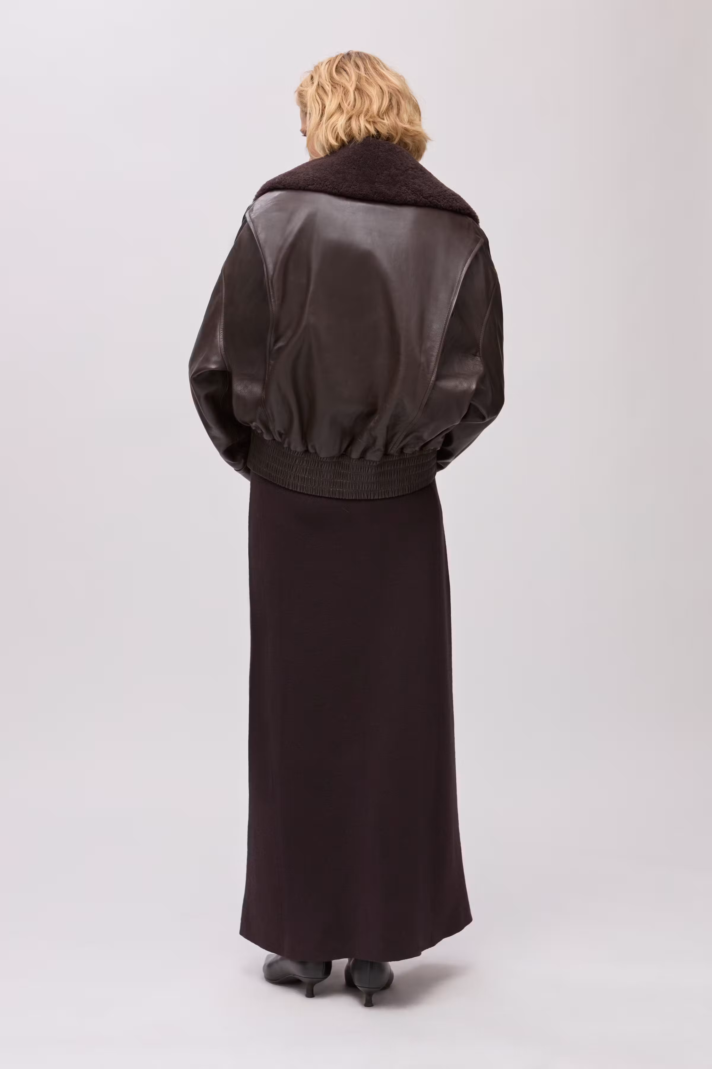 IOLaila Outerwear LOOKBOOK BACK 30600079-BR289