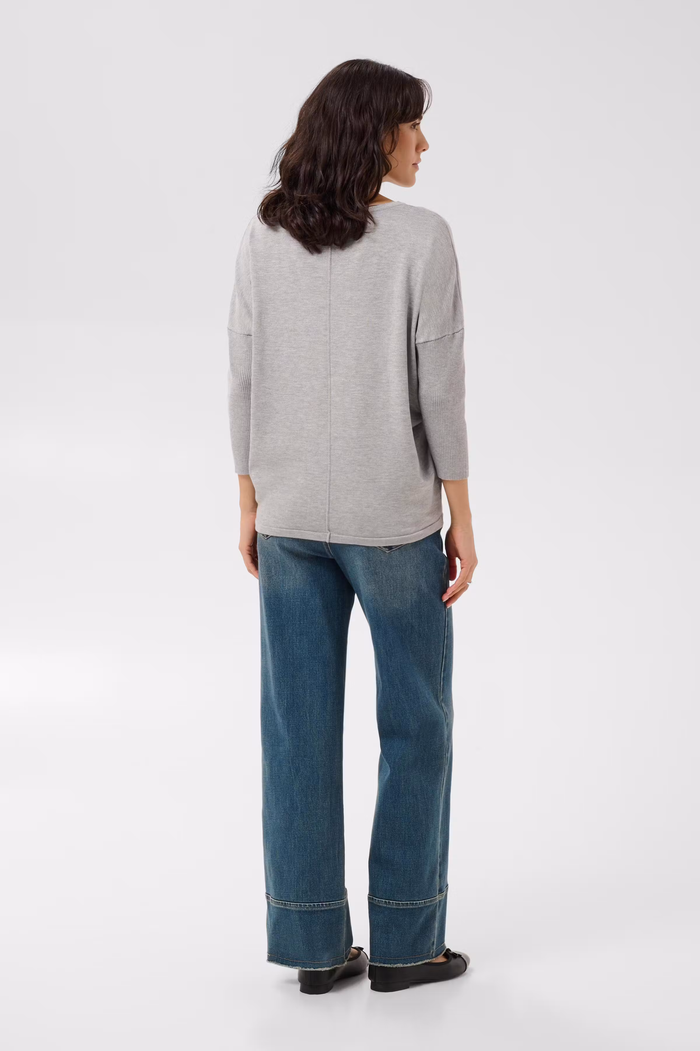 MilaSZ R-Neck Pullover LOOKBOOK BACK 30500003-1541011