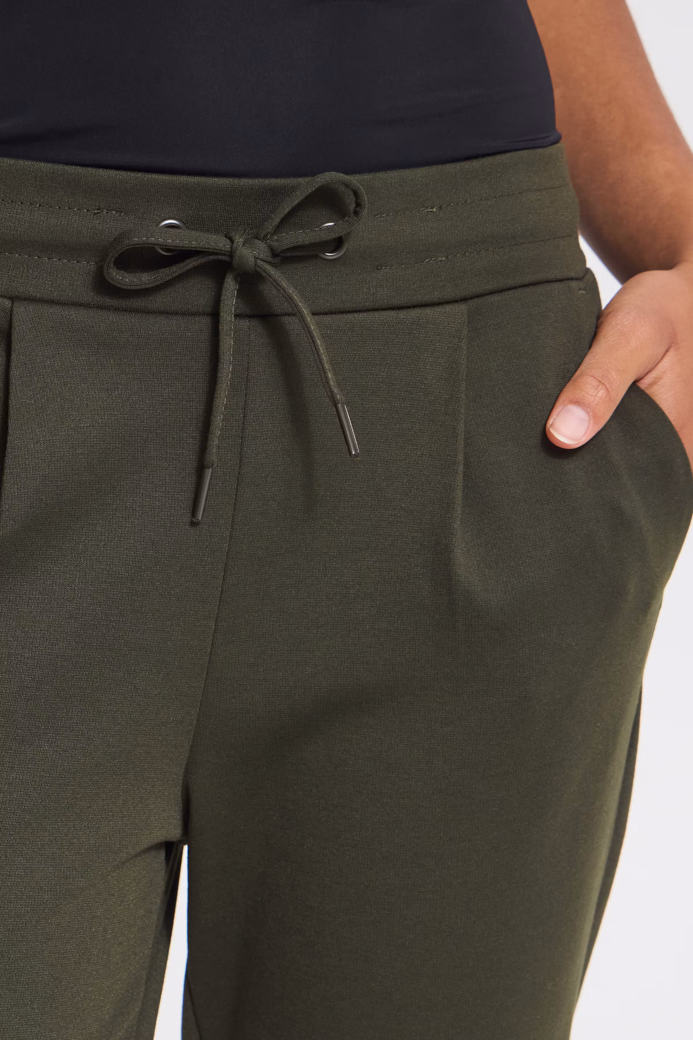 IHKATE Trousers LOOKBOOK DETAIL 20104757-190509