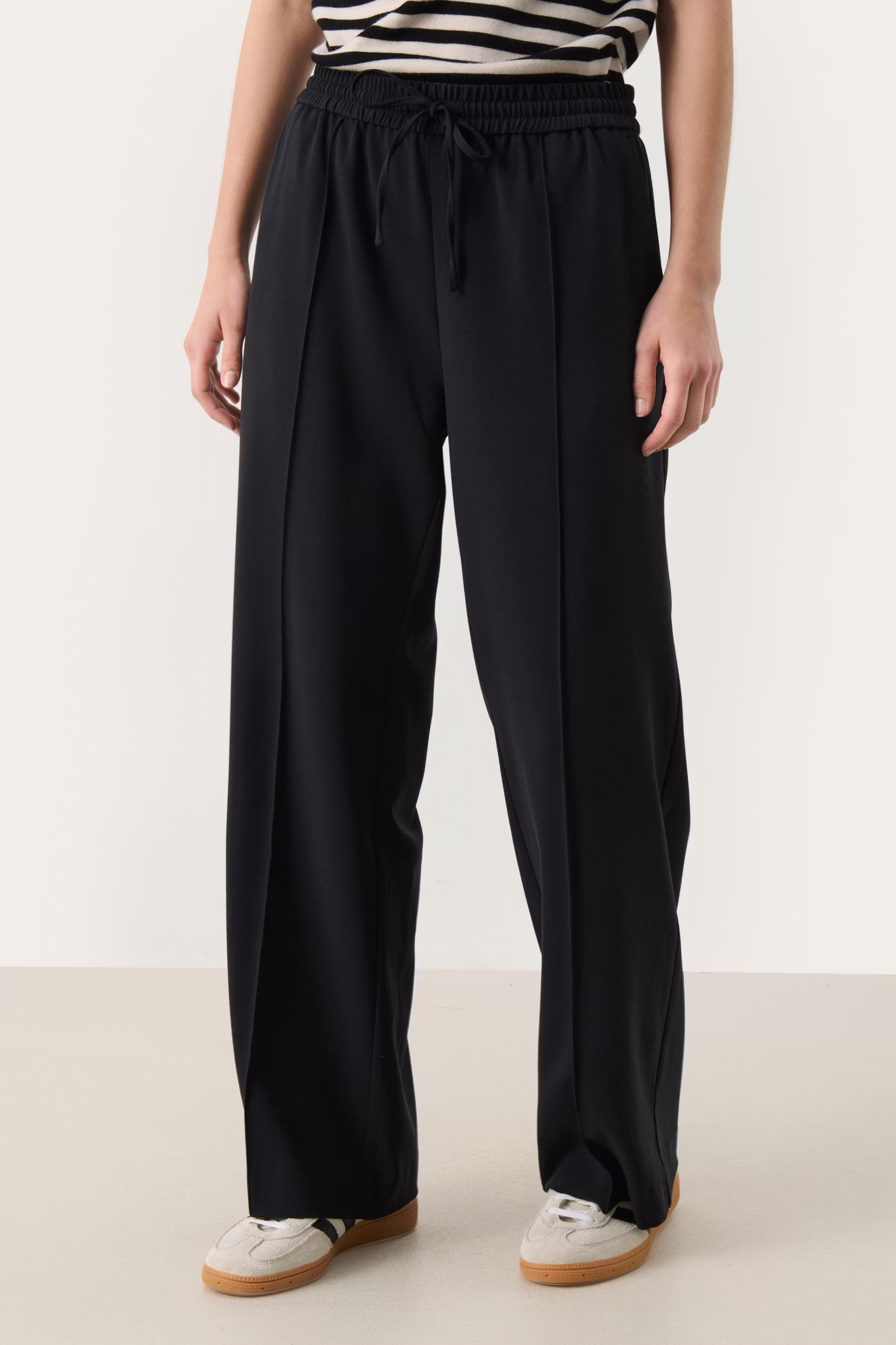 EvalynnPW Trousers LOOKBOOK FRONT 30310068-194008