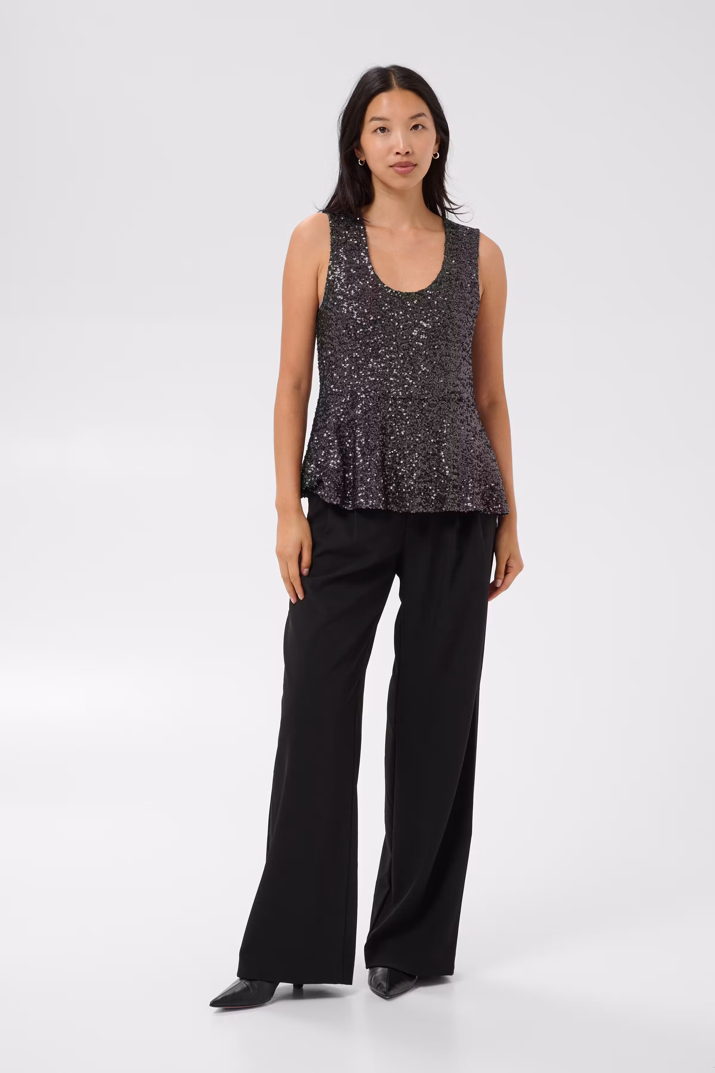 DiinePW Top LOOKBOOK FRONT 30310973-191101