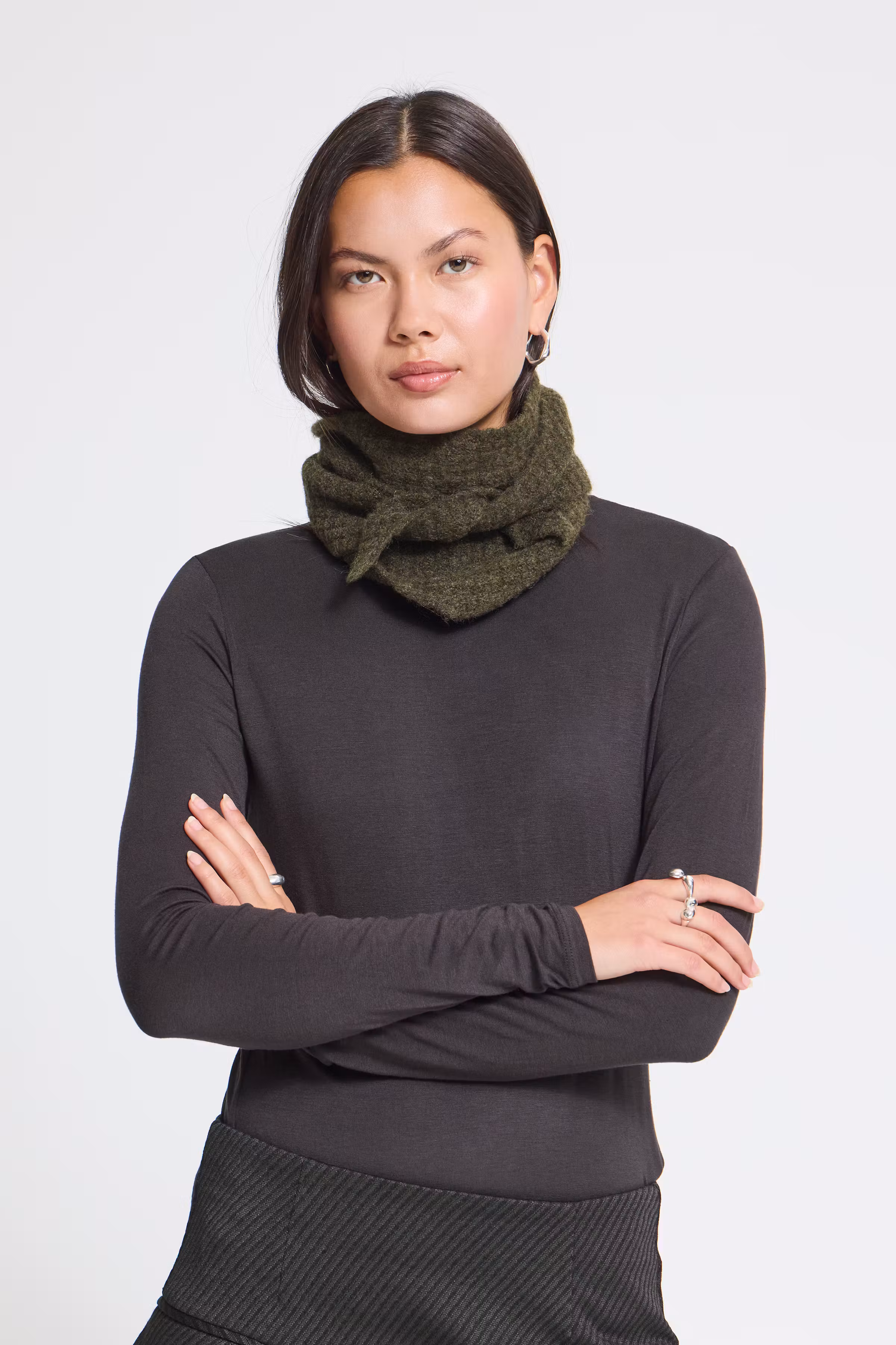 IAFOLTHEA Skjerf LOOKBOOK FRONT 20121693-190509