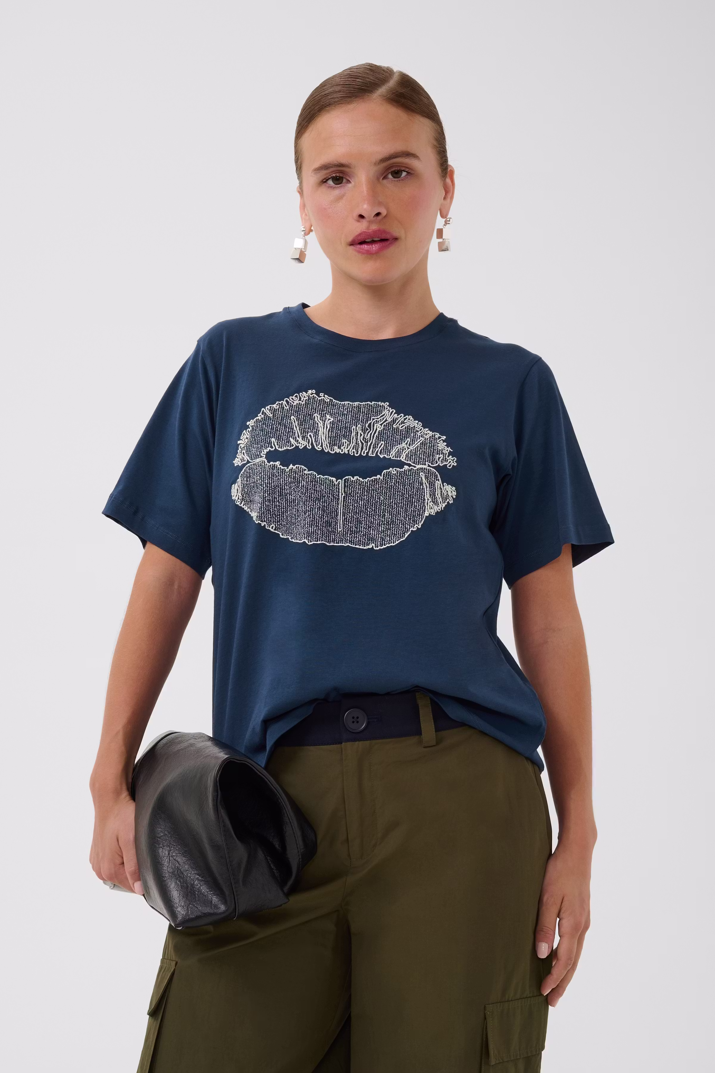 CUemba T-shirt LOOKBOOK FRONT 50113286-194024