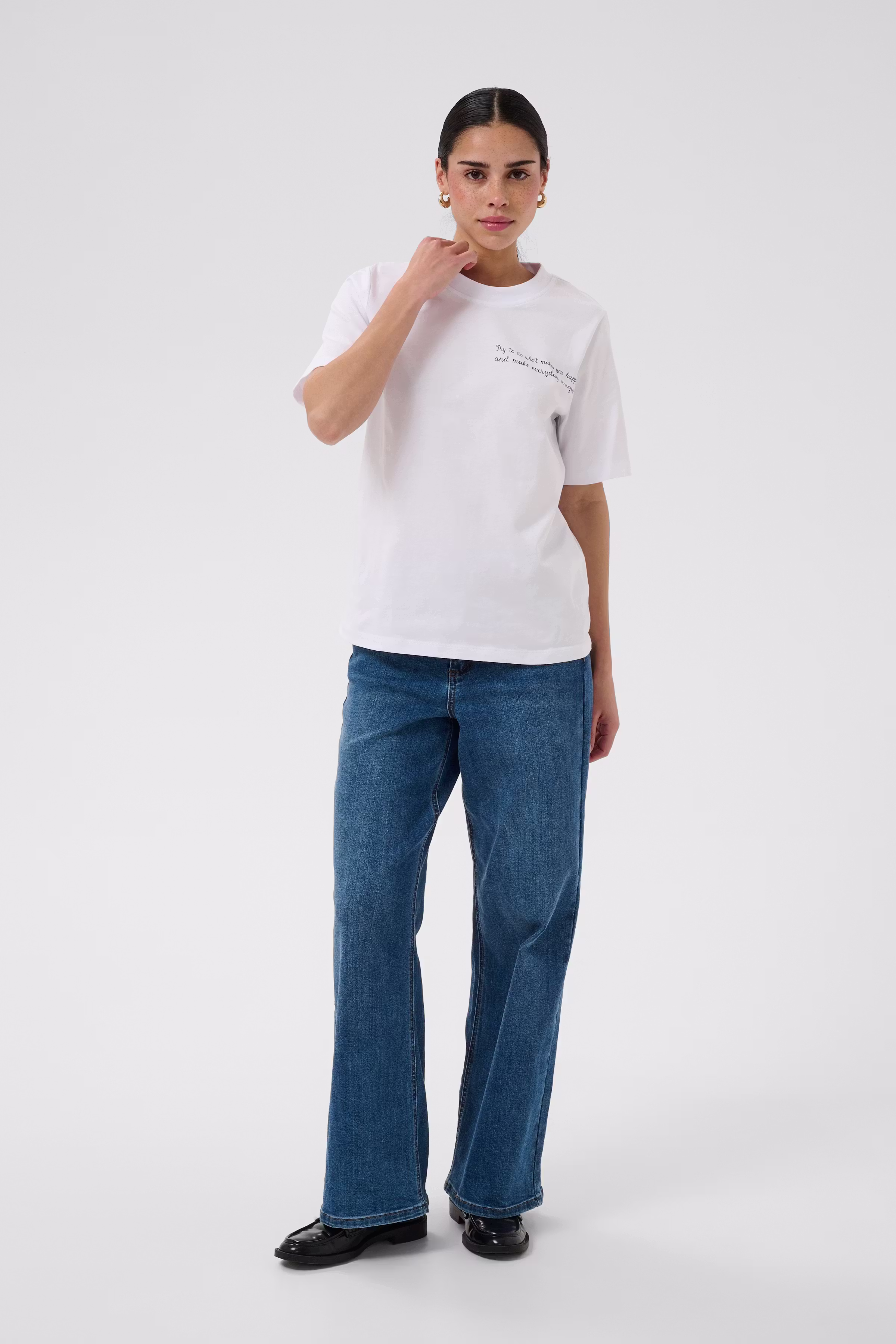 KAamse T-shirt LOOKBOOK FRONT 10511890-110601