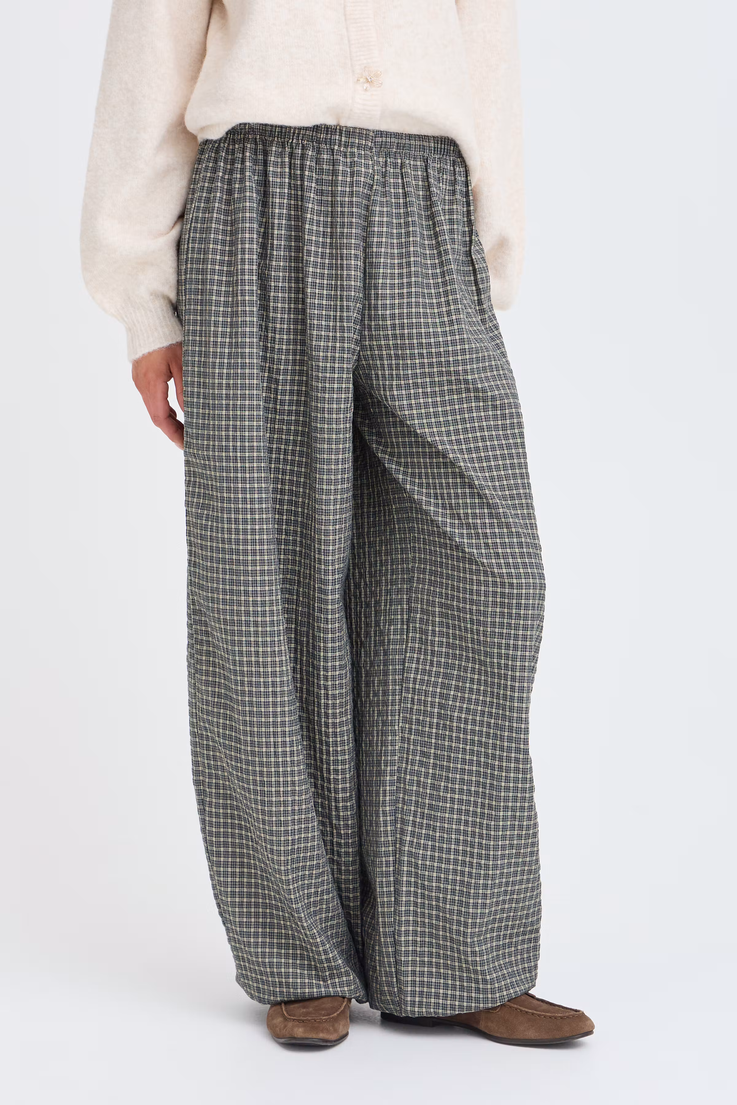 BYXJUBIA Byxor LOOKBOOK FRONT 20820796-900023595