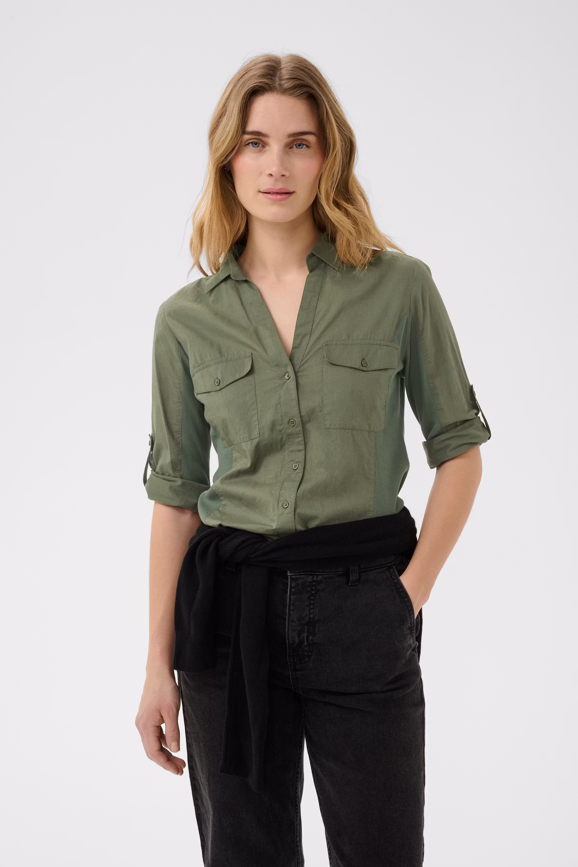 CortniaPW Shirt LOOKBOOK FRONT 30305975-190312