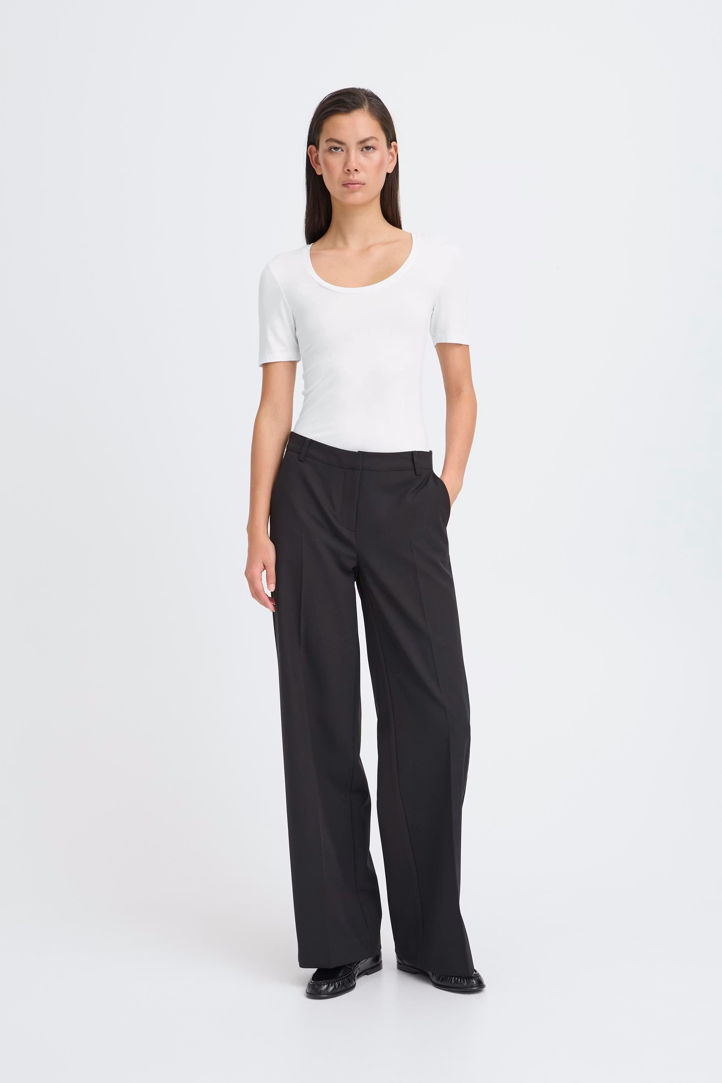 IHZOLA T-shirt LOOKBOOK FRONT 20120345-10100