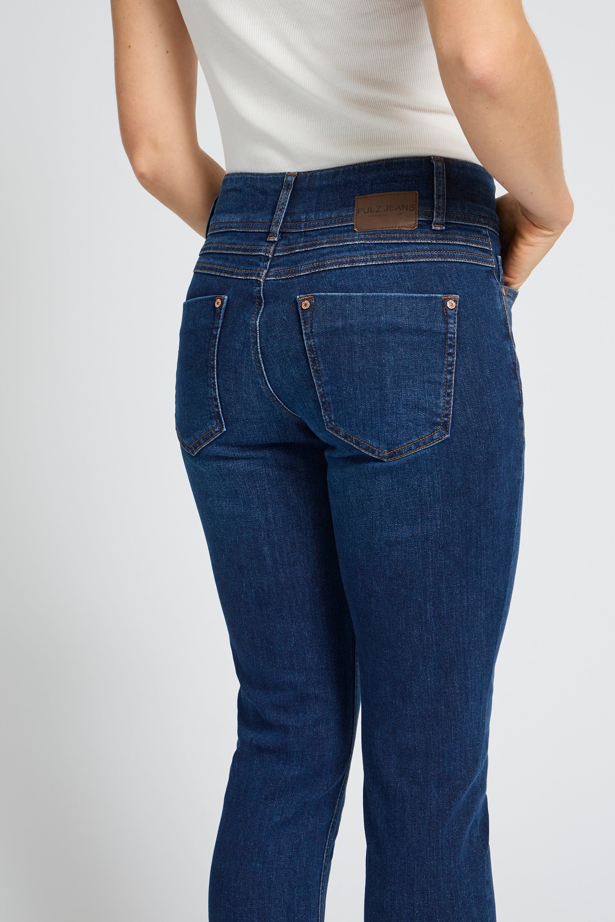 PZSUZY HW Curved Jeans Skinny Leg LOCATION NONE 50205549-200002