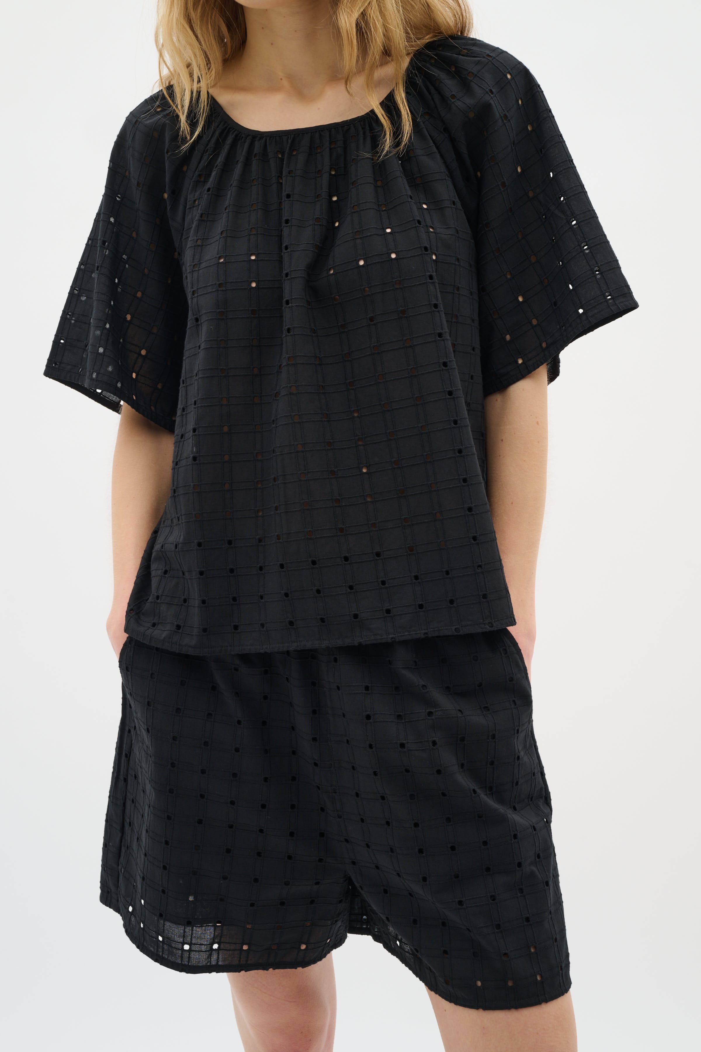 DagmaIW Top LOOKBOOK FRONT 30110700-194008