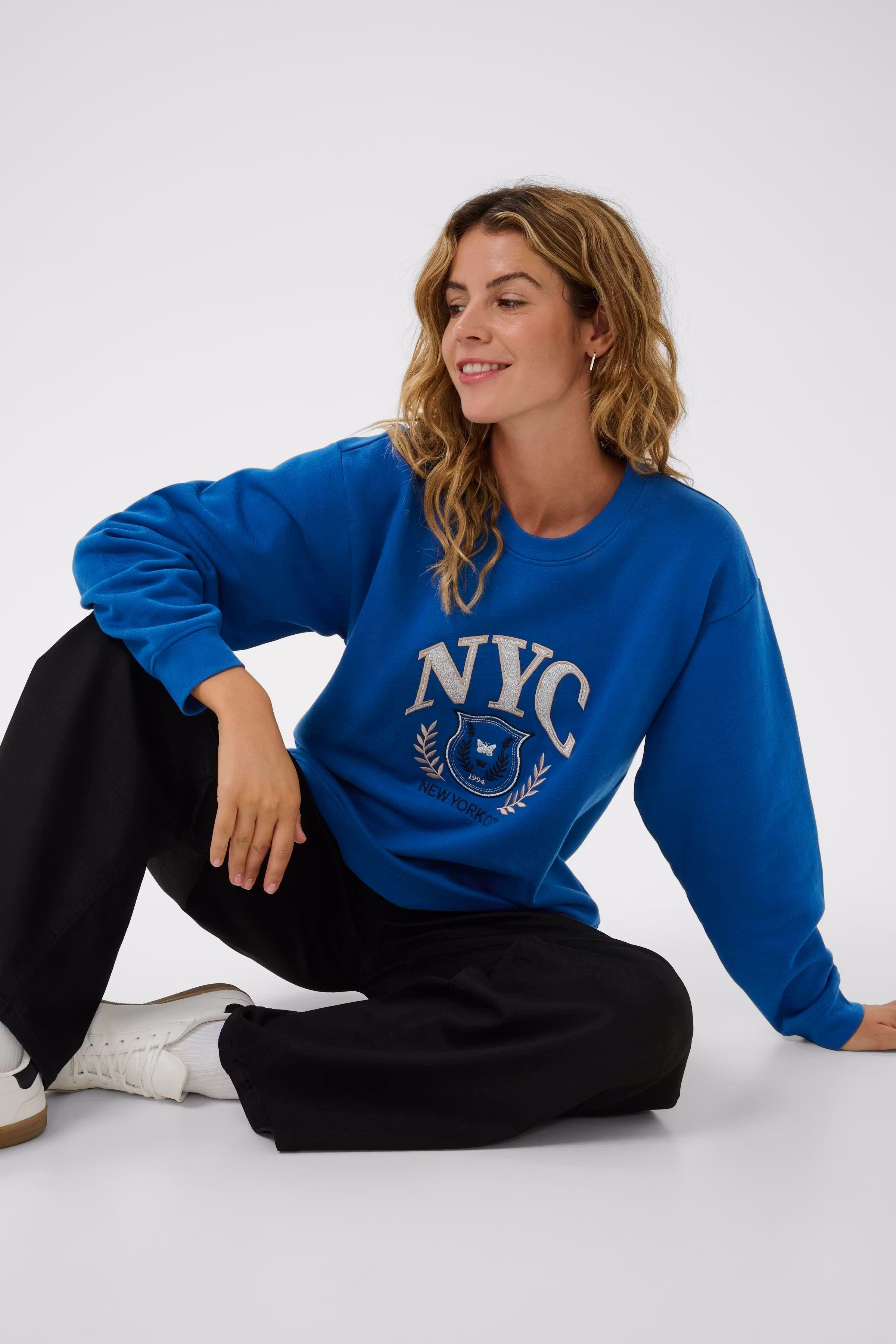 CRMirabella Sweatshirt LOOKBOOK DETAIL 10614203-194055