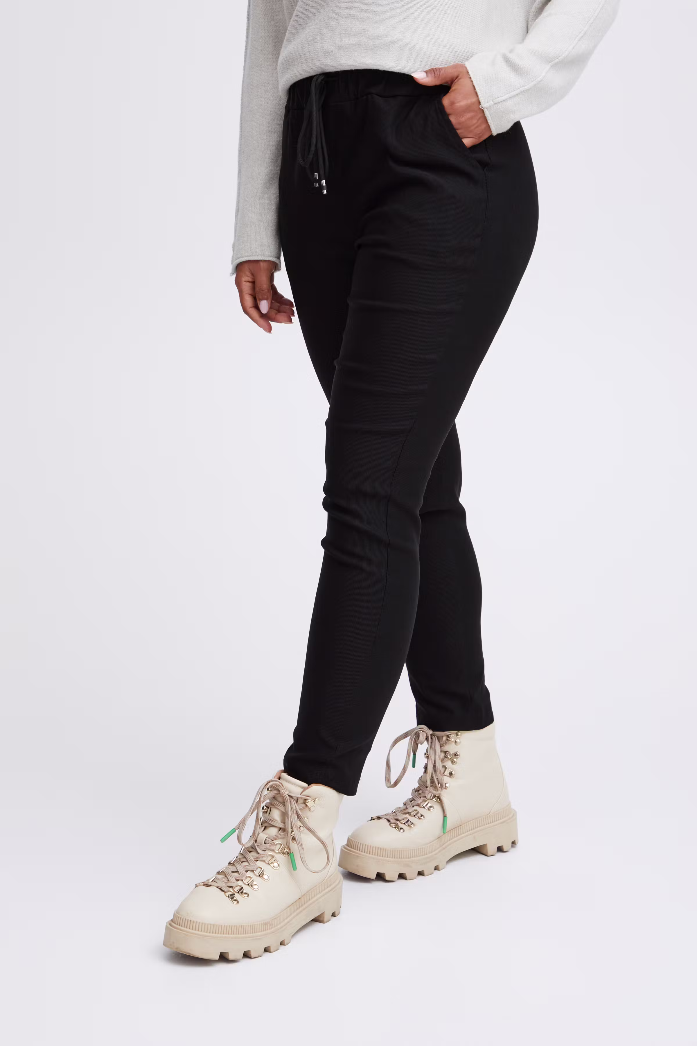 SBBENITTO Bukser LOOKBOOK FRONT 22100378-190303