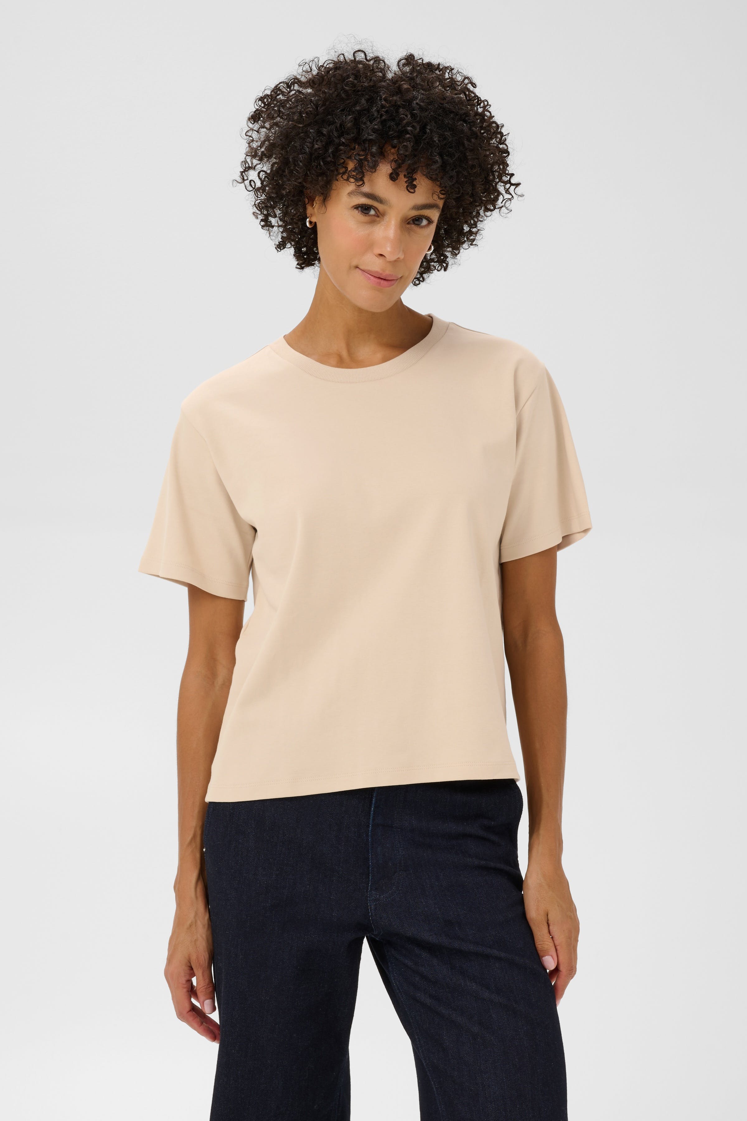 AnnePW T-shirt LOOKBOOK FRONT 30308060-130400