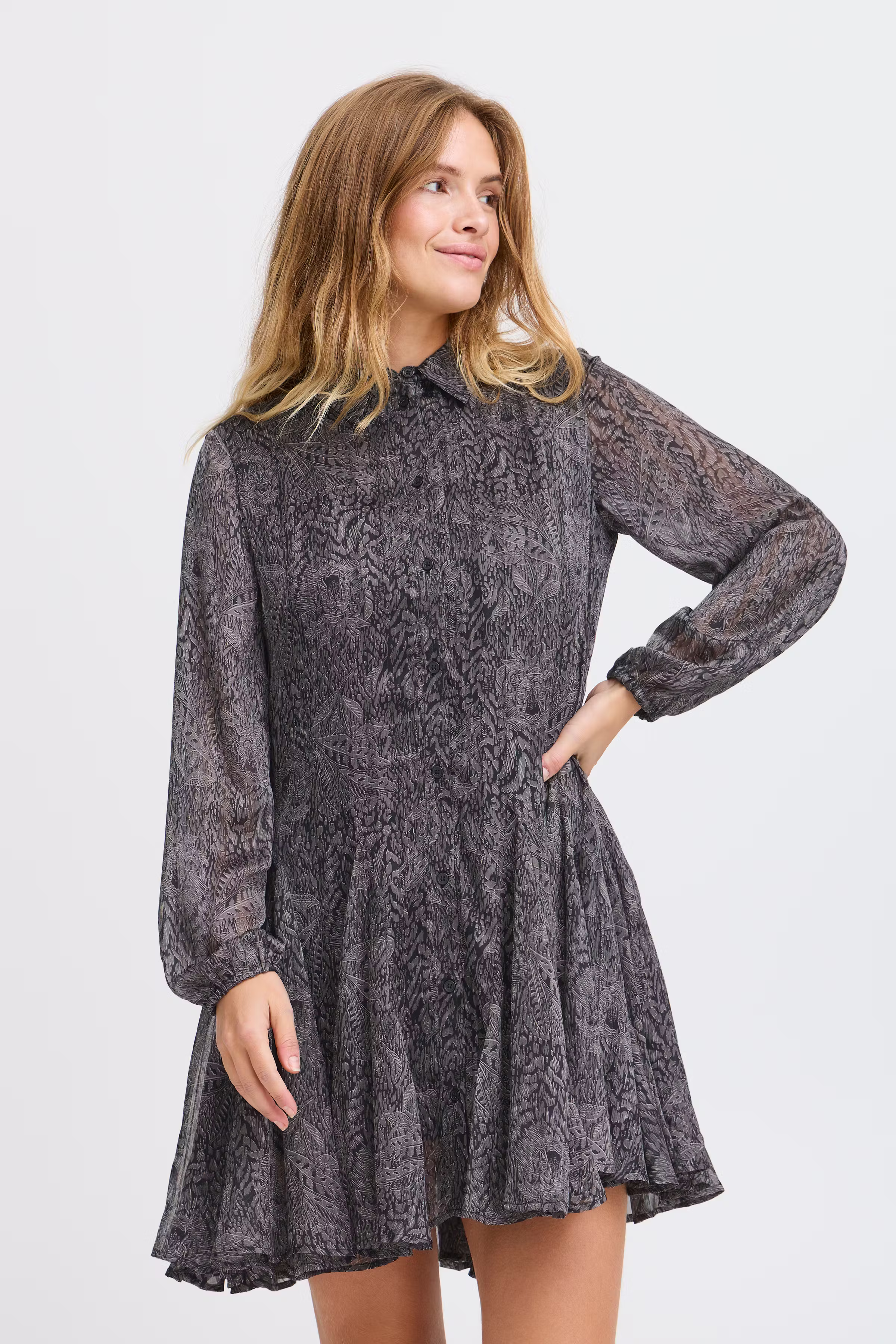 PZMEGGY Kleid LOOKBOOK FRONT 50208486-203932