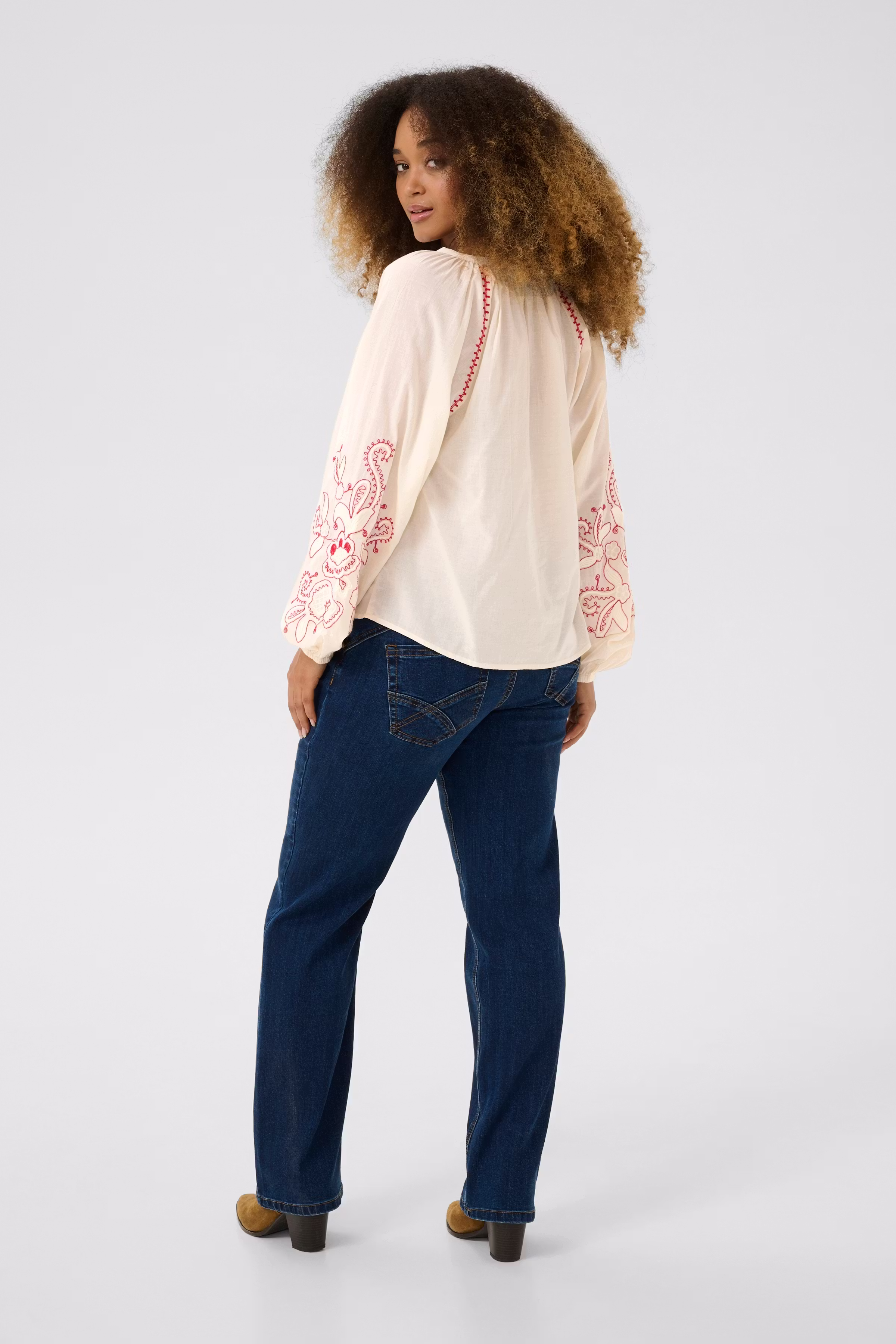 CRJessica Blouse LOOKBOOK BACK 10613888-130905