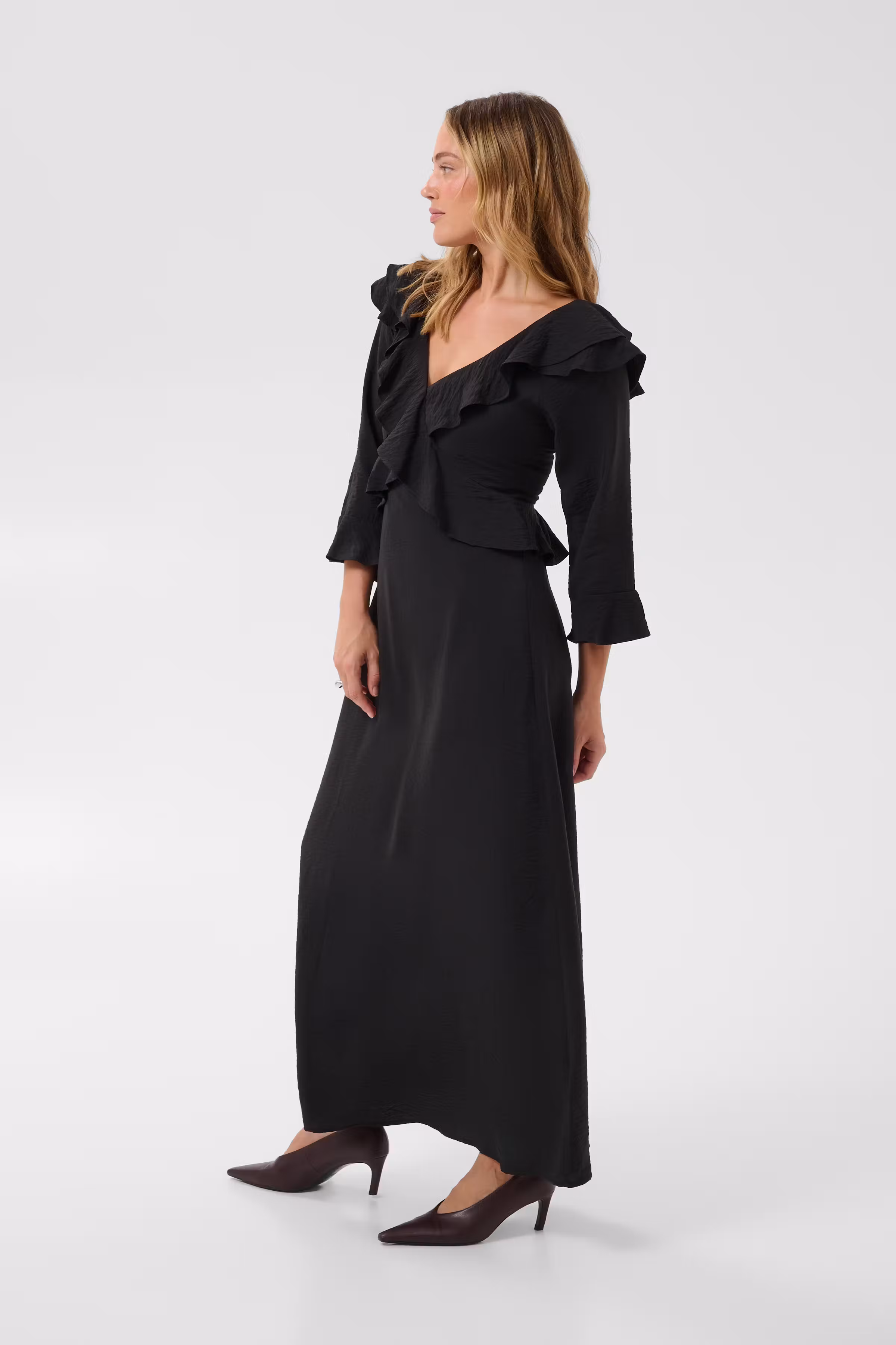 KAelsie Klänning LOOKBOOK FRONT 10513189-194008
